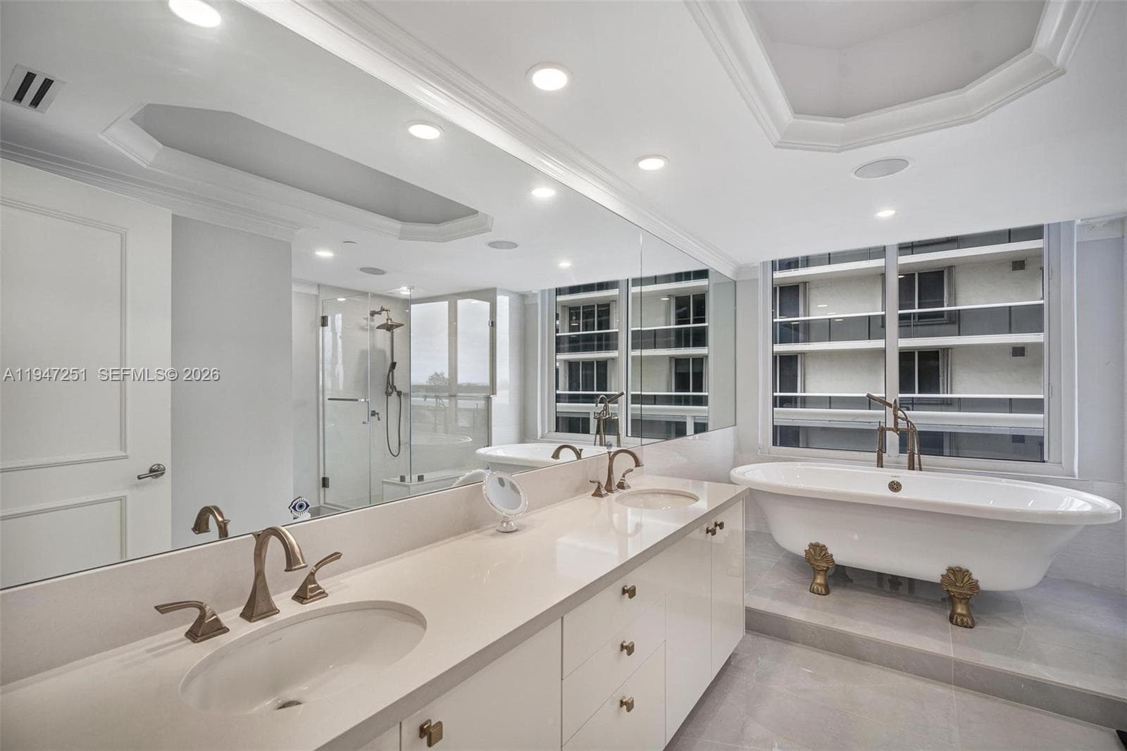 9559 Collins Ave, Surfside FL 33154 — 18