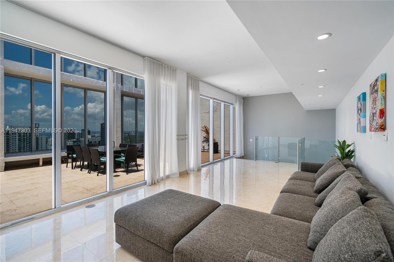 495 Brickel Ave # 5705, Miami FL 33131 — 2