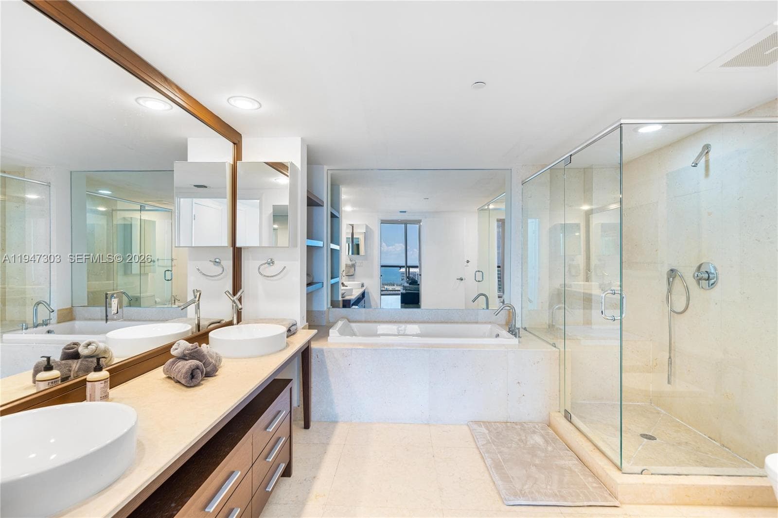 495 Brickel Ave # 5705, Miami FL 33131 — 18