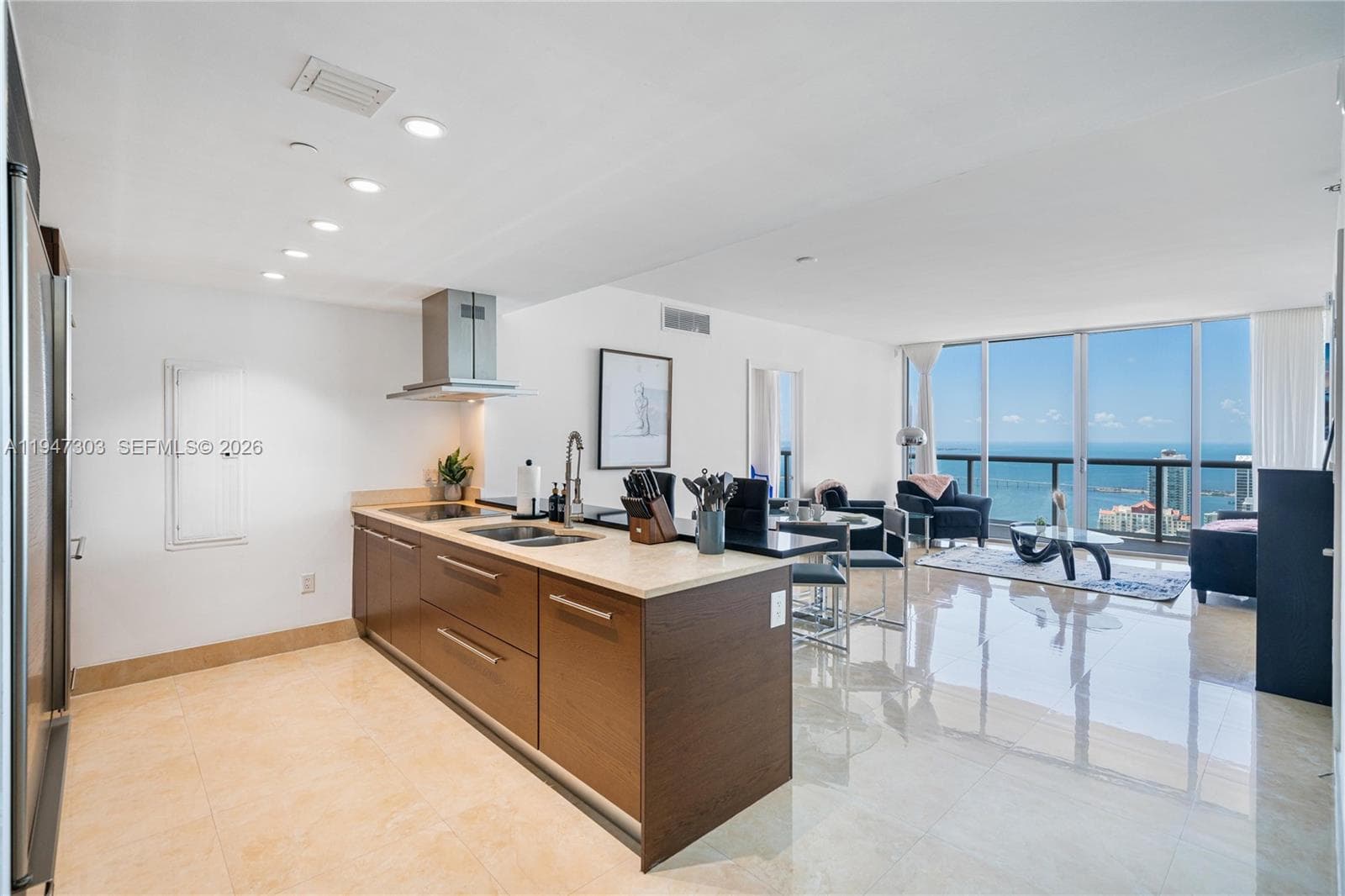 495 Brickel Ave # 5705, Miami FL 33131 — 4