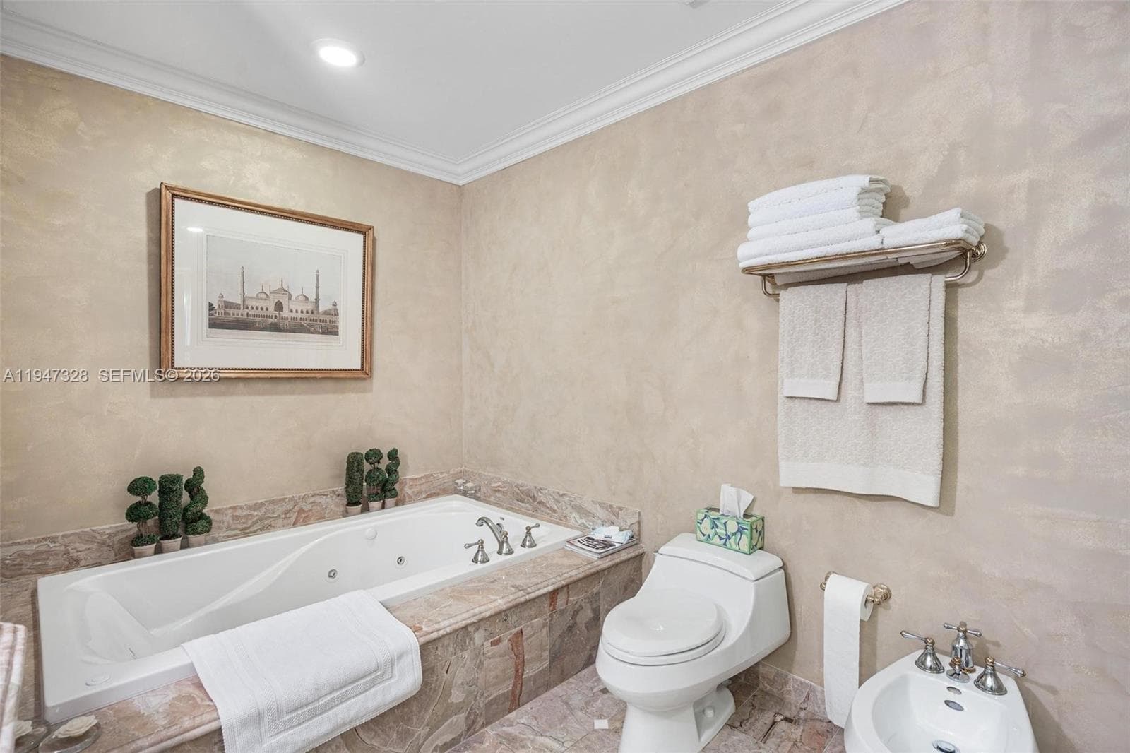9595 Collins Ave, Surfside FL 33154 — 22