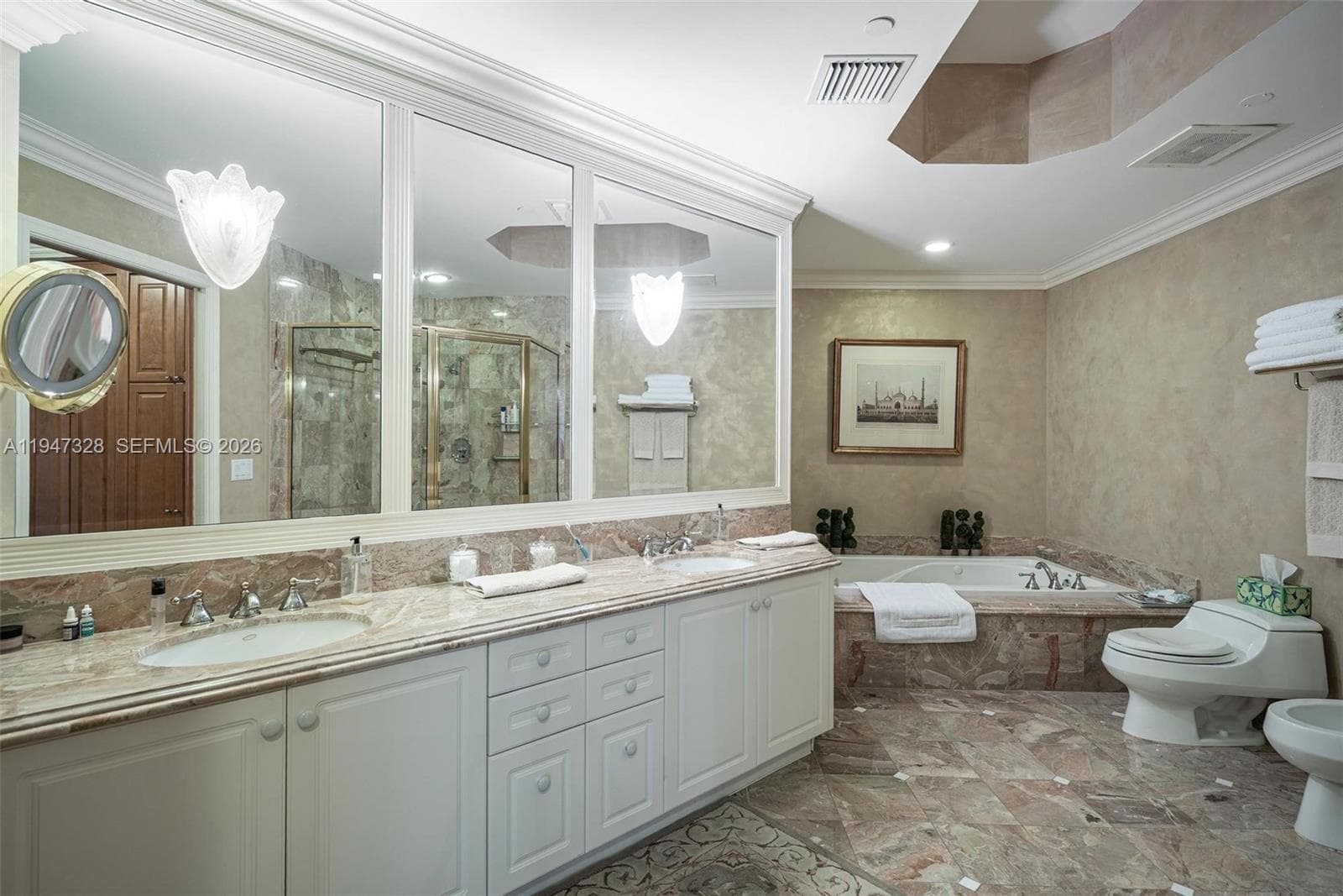 9595 Collins Ave, Surfside FL 33154 — 20