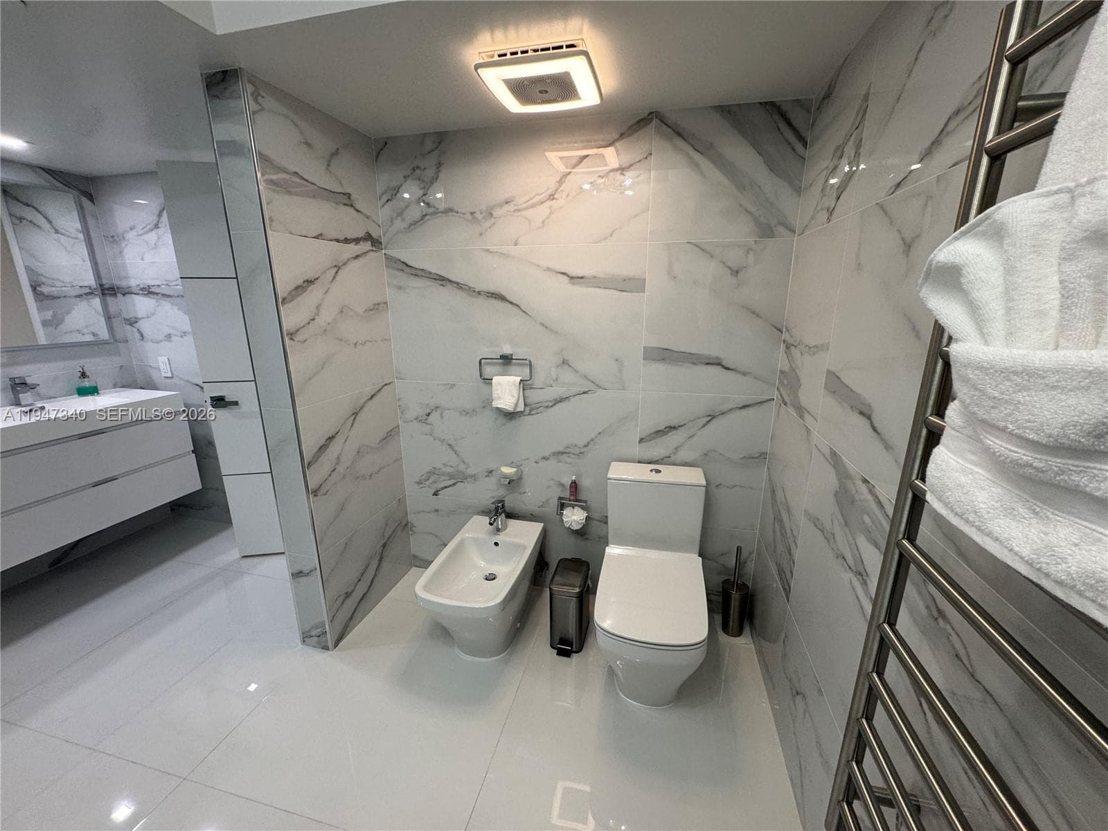 5757 Collins Ave # 504, Miami Beach FL 33140 — 81