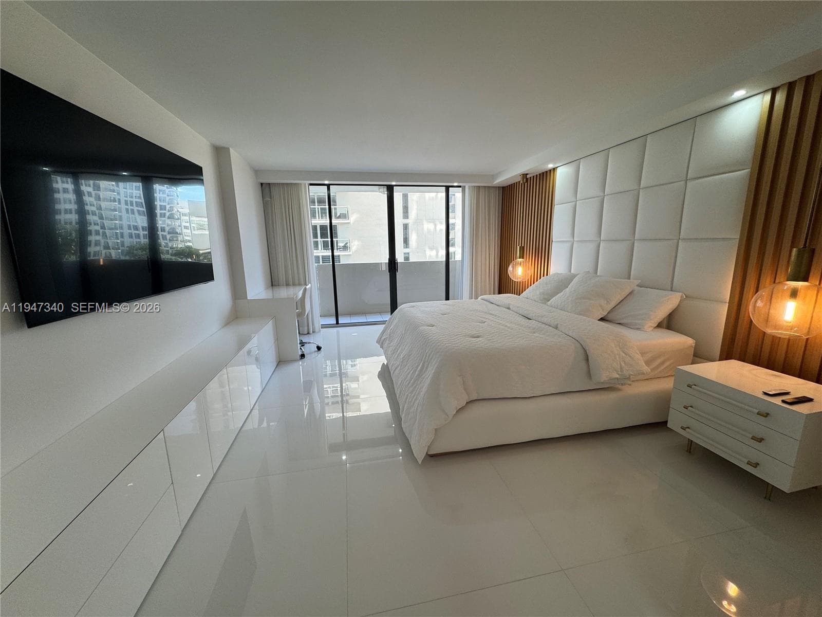 5757 Collins Ave # 504, Miami Beach FL 33140 — 71