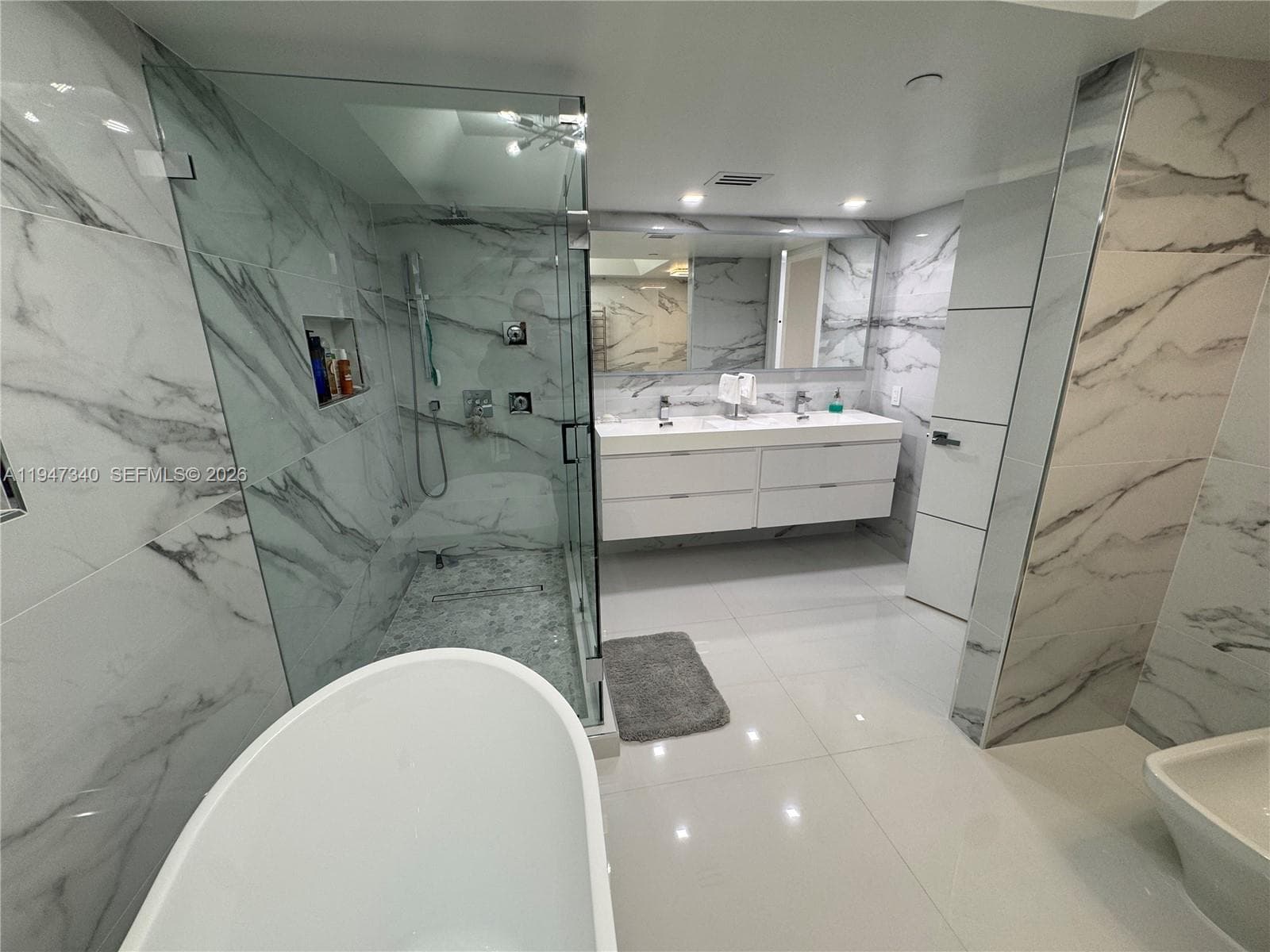 5757 Collins Ave # 504, Miami Beach FL 33140 — 79
