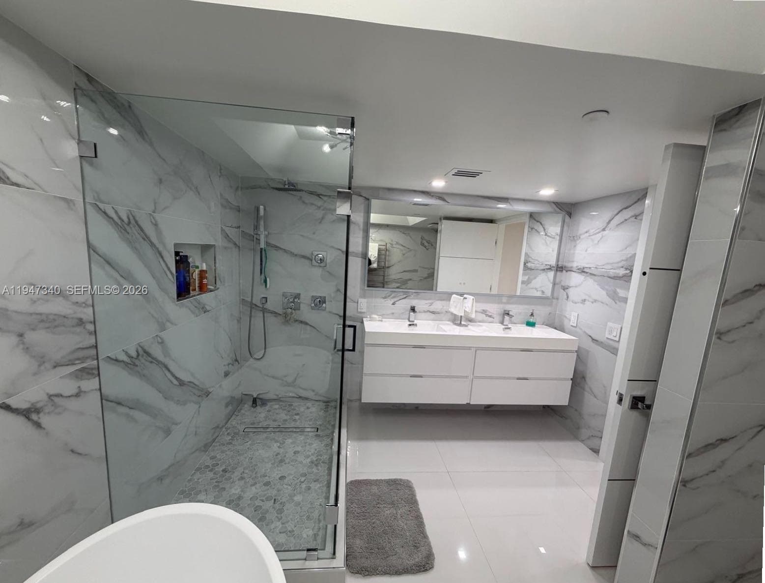 5757 Collins Ave # 504, Miami Beach FL 33140 — 11