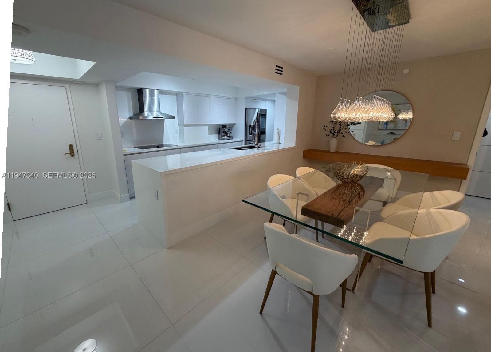 5757 Collins Ave # 504, Miami Beach FL 33140 — 4