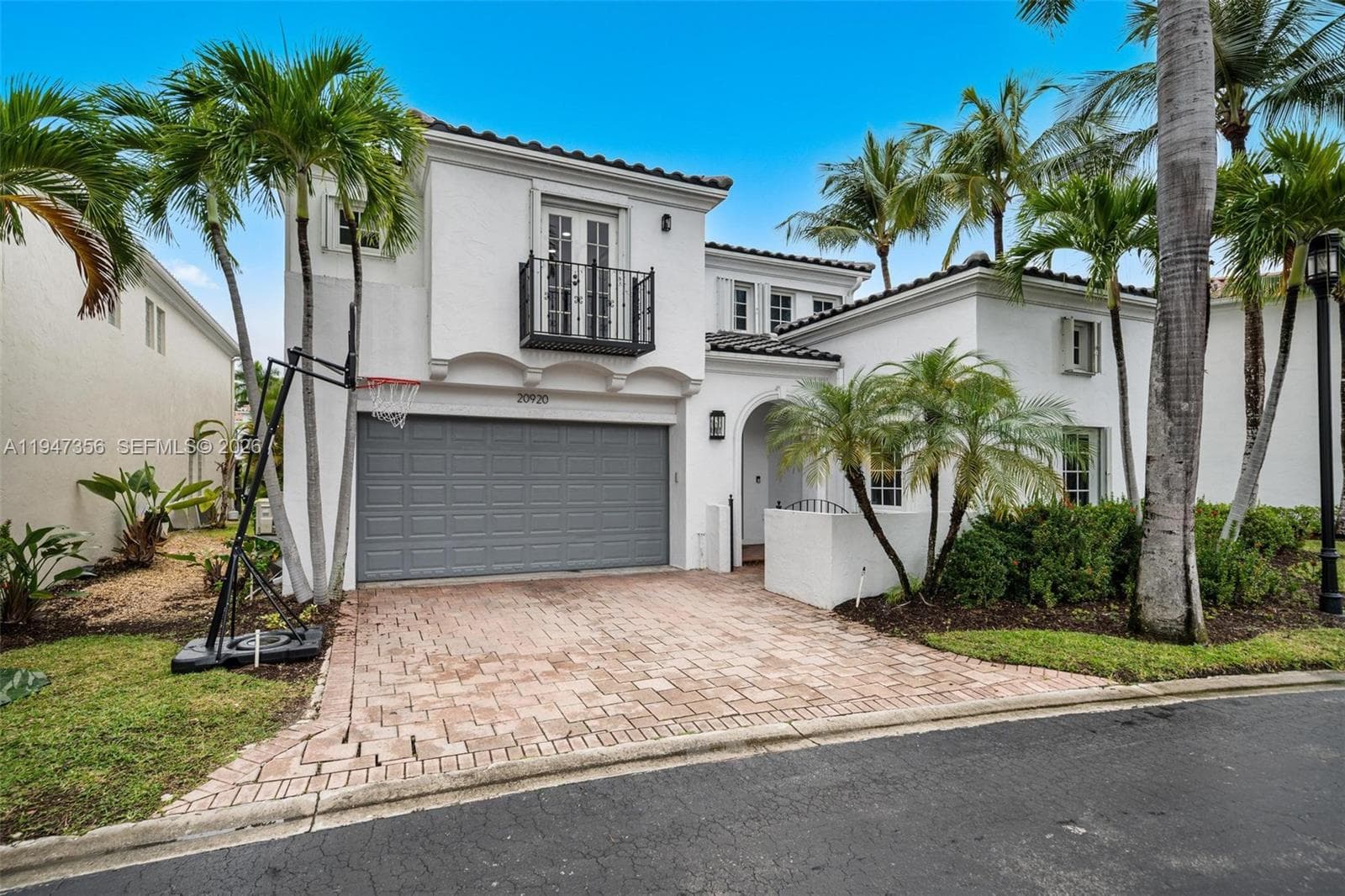 20920 NE 32nd Ave, Aventura FL 33180 — 2