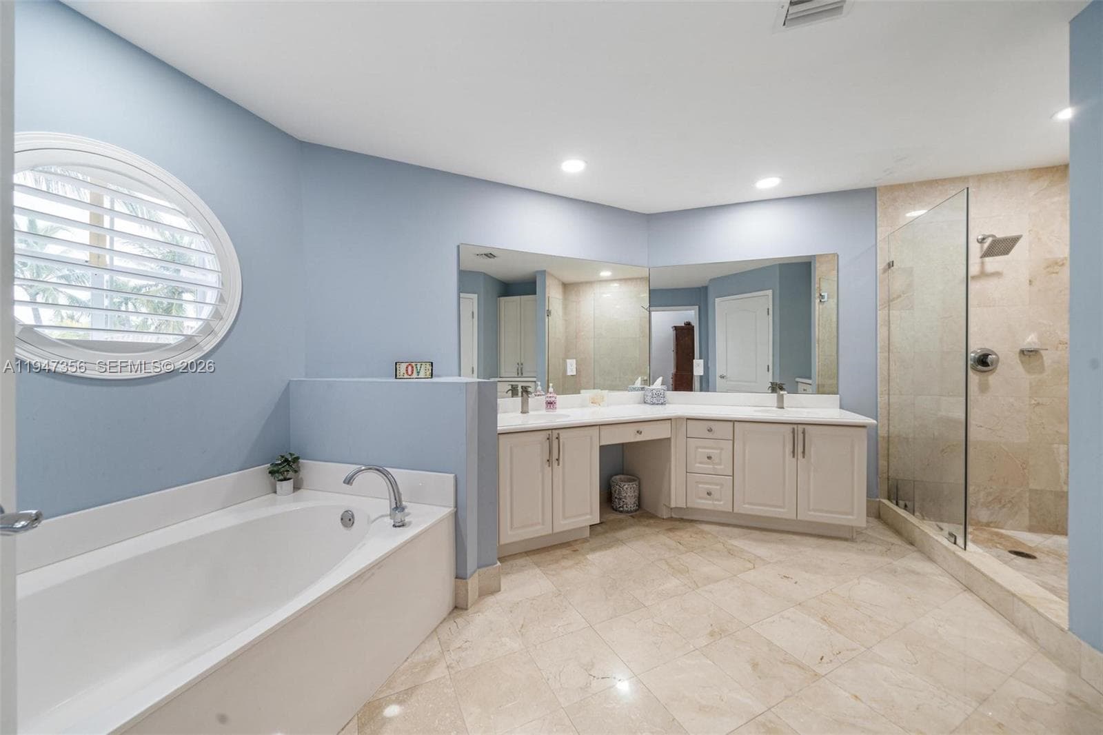 20920 NE 32nd Ave, Aventura FL 33180 — 22