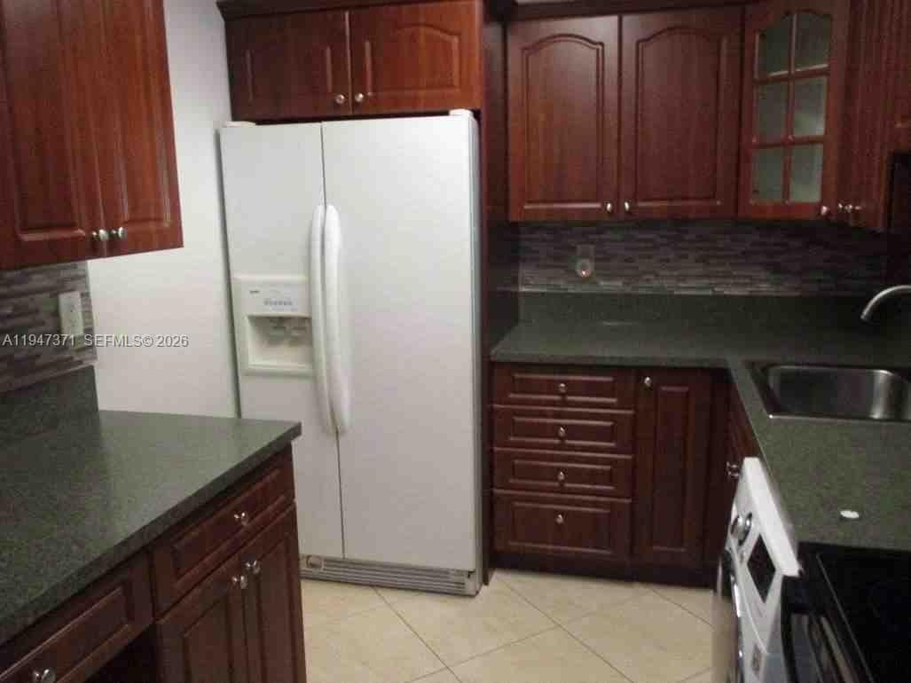 5199 NW 7th St # 309, Miami FL 33126 — 7
