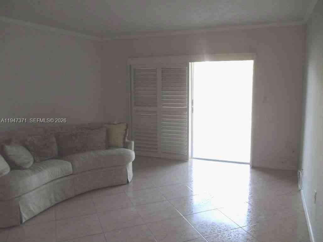 5199 NW 7th St # 309, Miami FL 33126 — 3