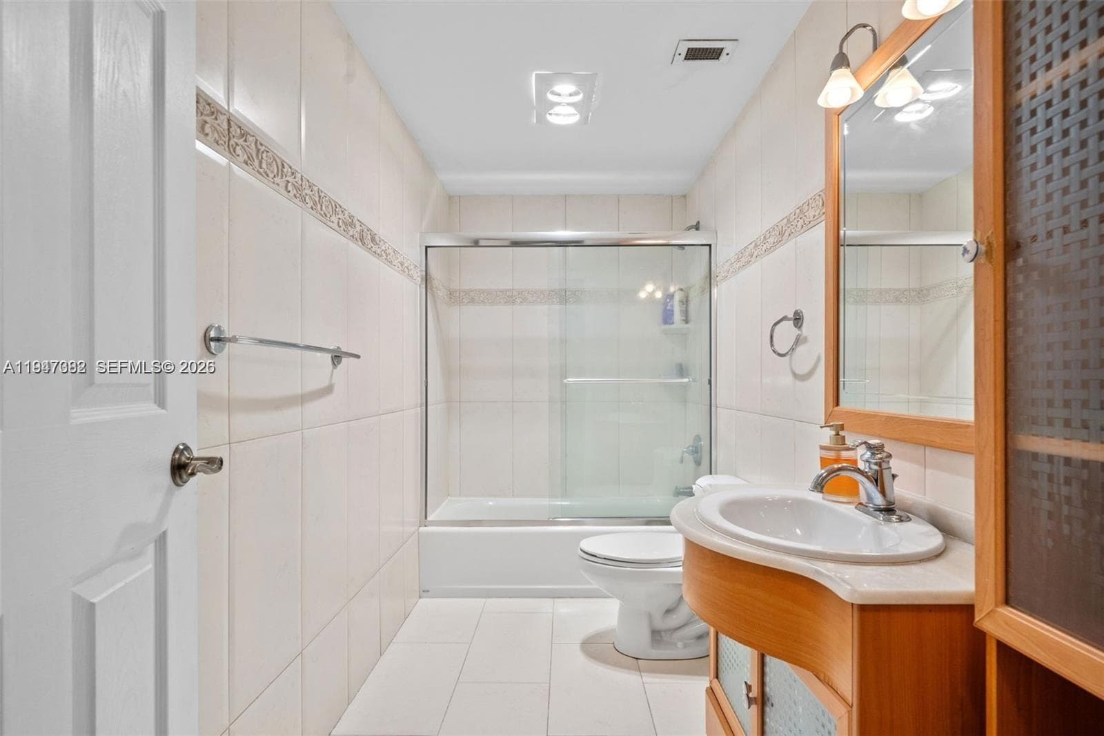300 Bayview Dr # 1707, Sunny Isles Beach FL 33160 — 18
