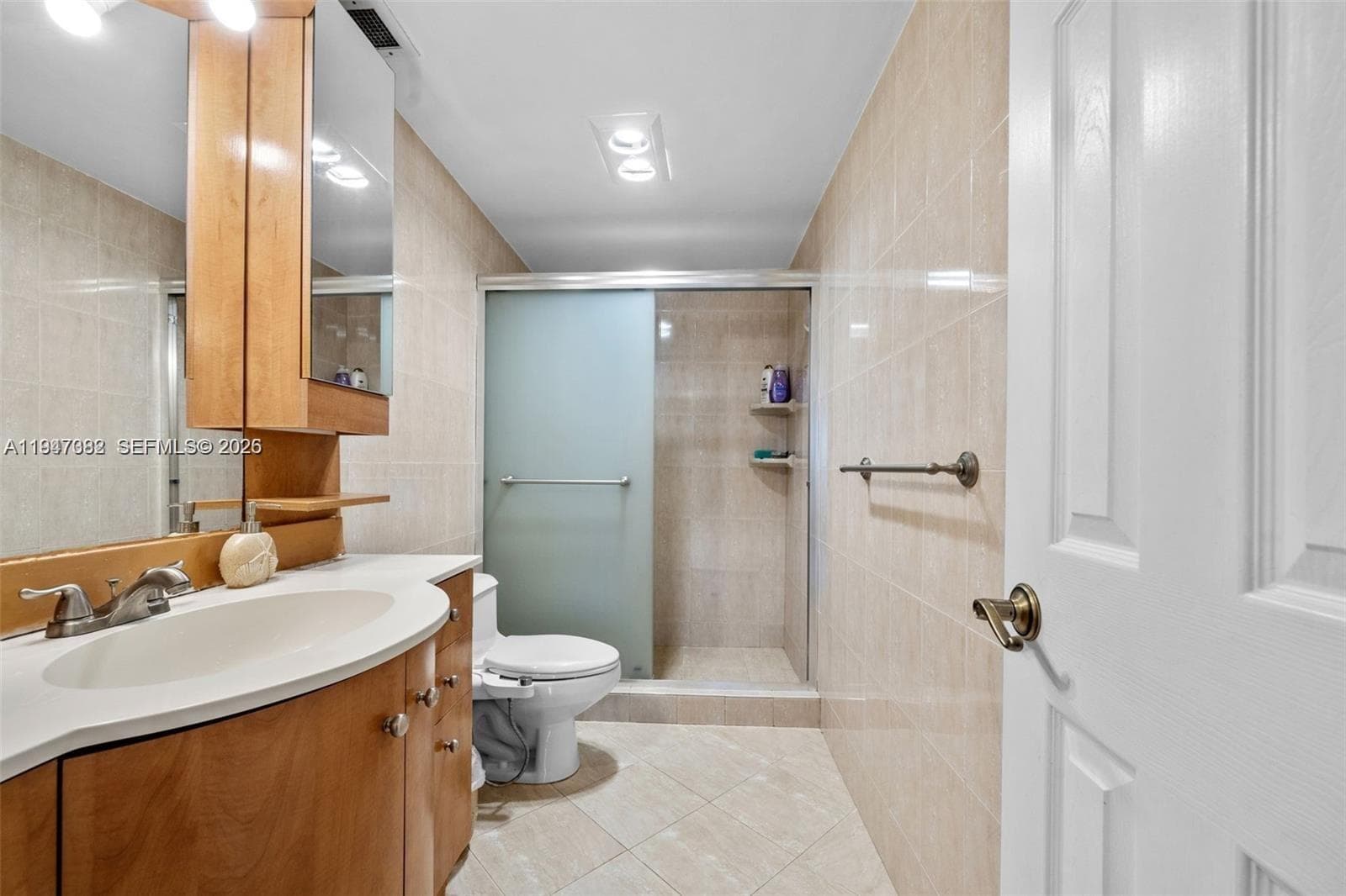 300 Bayview Dr # 1707, Sunny Isles Beach FL 33160 — 15
