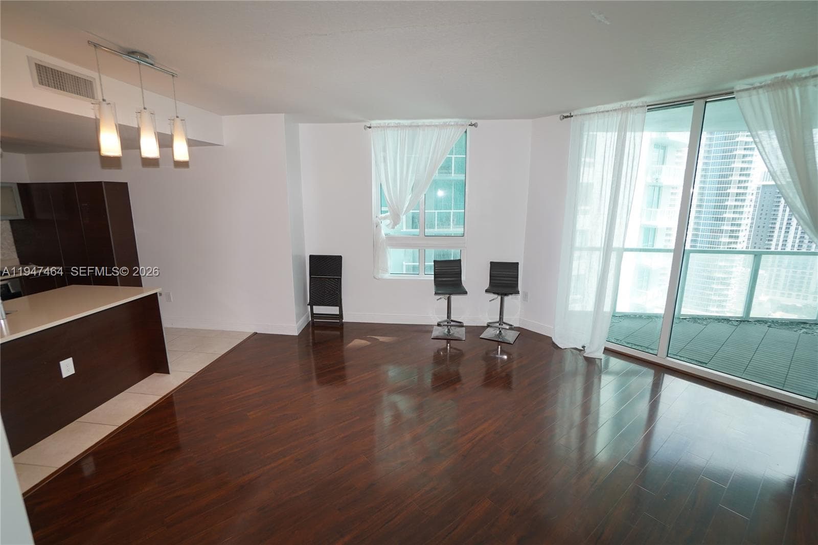 1900 N Bayshore Dr # 2510, Miami FL 33132 — 11