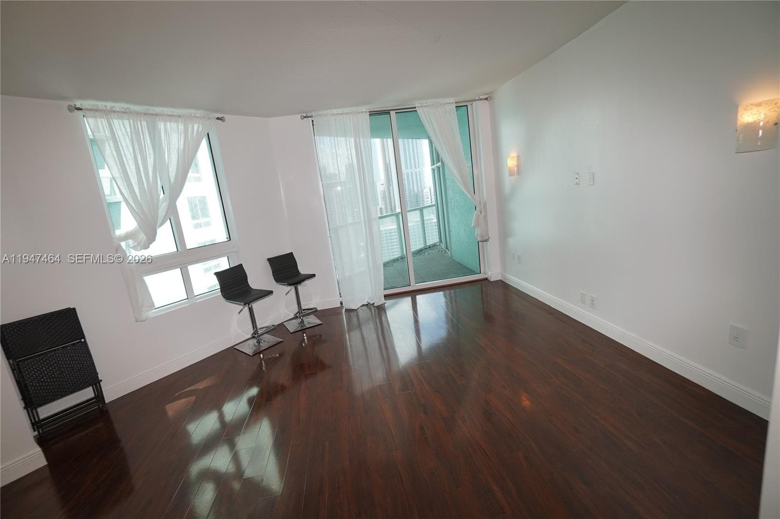 1900 N Bayshore Dr # 2510, Miami FL 33132 — 19