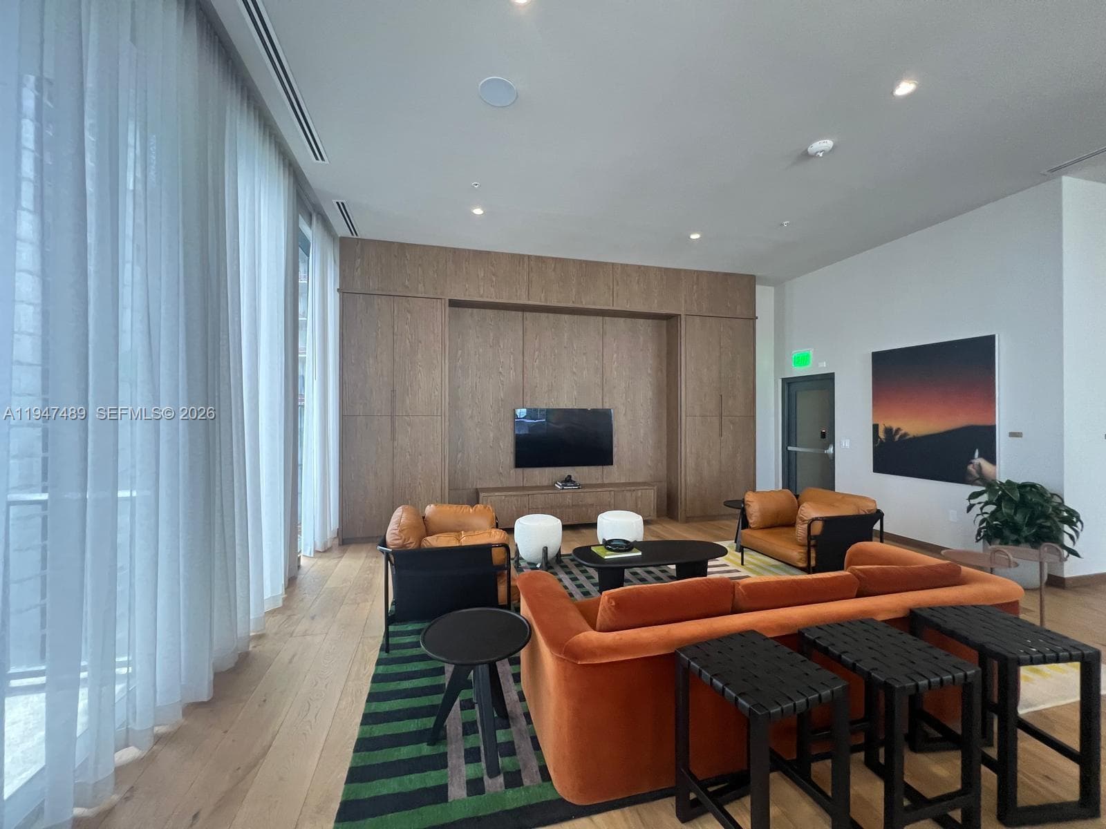 11 NE 6 ST # 814, Miami FL 33132 — 6