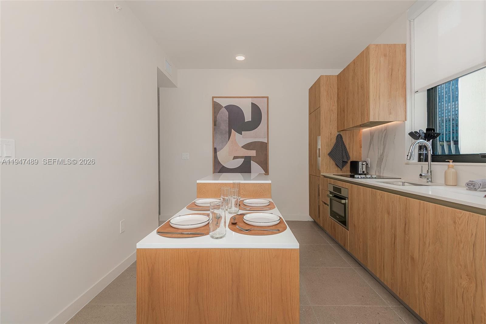 11 NE 6 ST # 814, Miami FL 33132 — 41