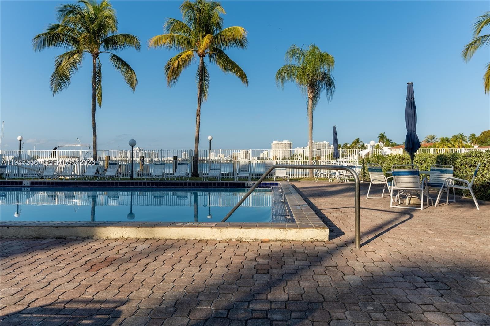 2821 N Miami Beach Blvd # 4M, North Miami Beach FL 33160 — 20
