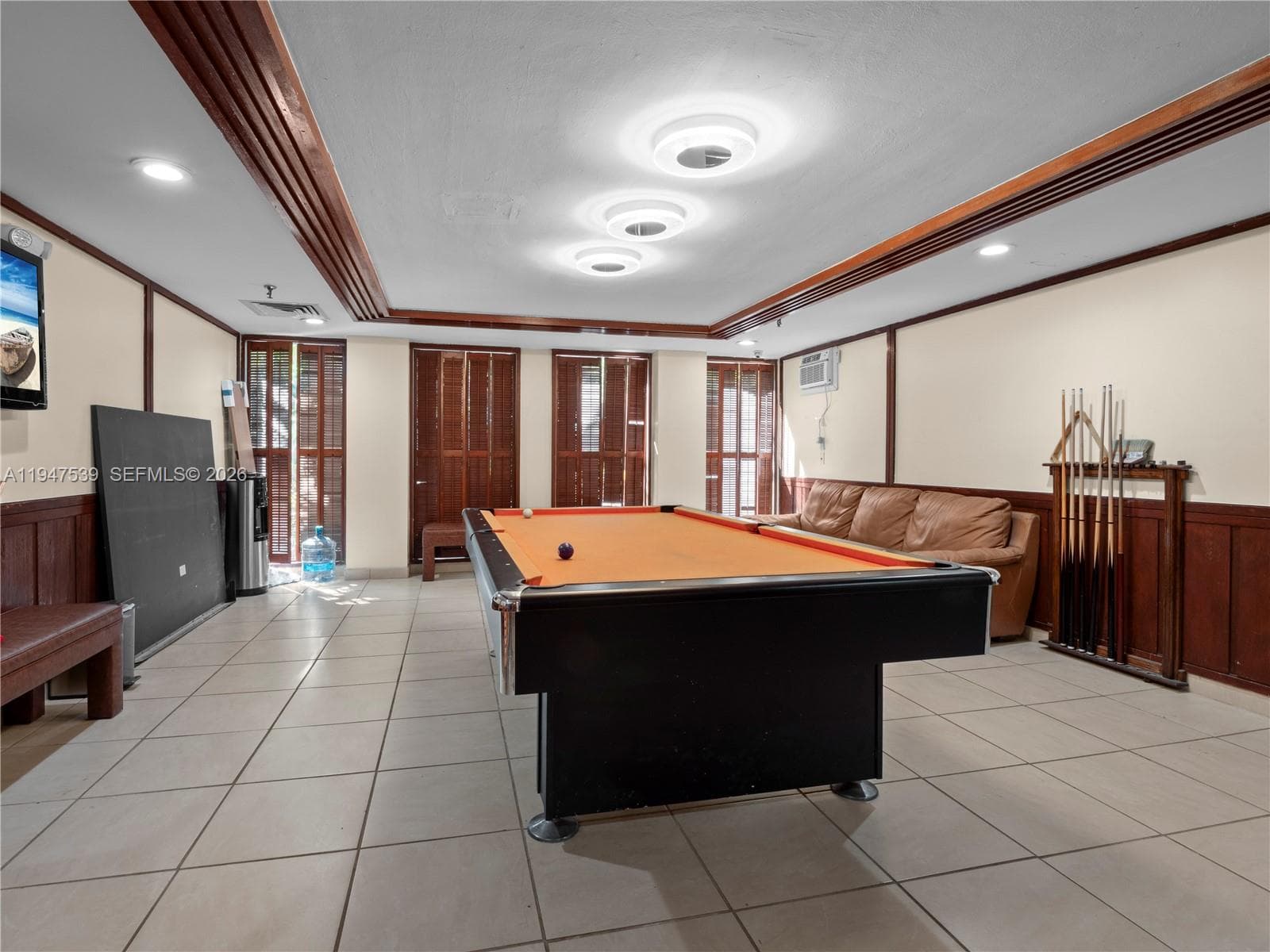 671 NE 195th St # 329E, Miami FL 33179 — 66
