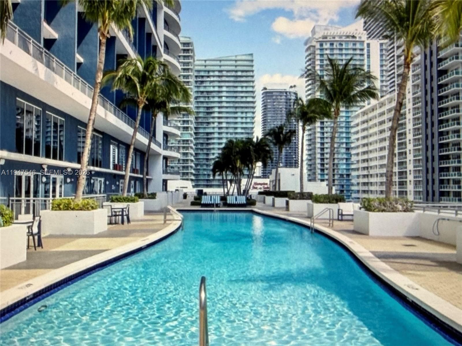 60 SW 13th St # 3214, Miami FL 33130 — 2