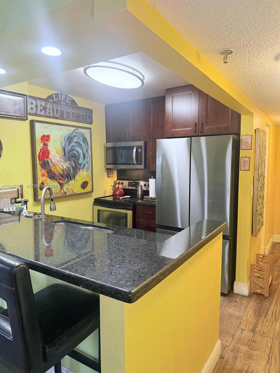 800 N Miami Ave # 609, Miami FL 33136 — 31