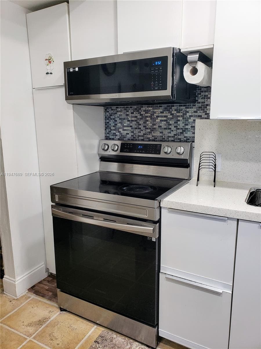 Bravura Ii Condo, Aventura, FL — 17