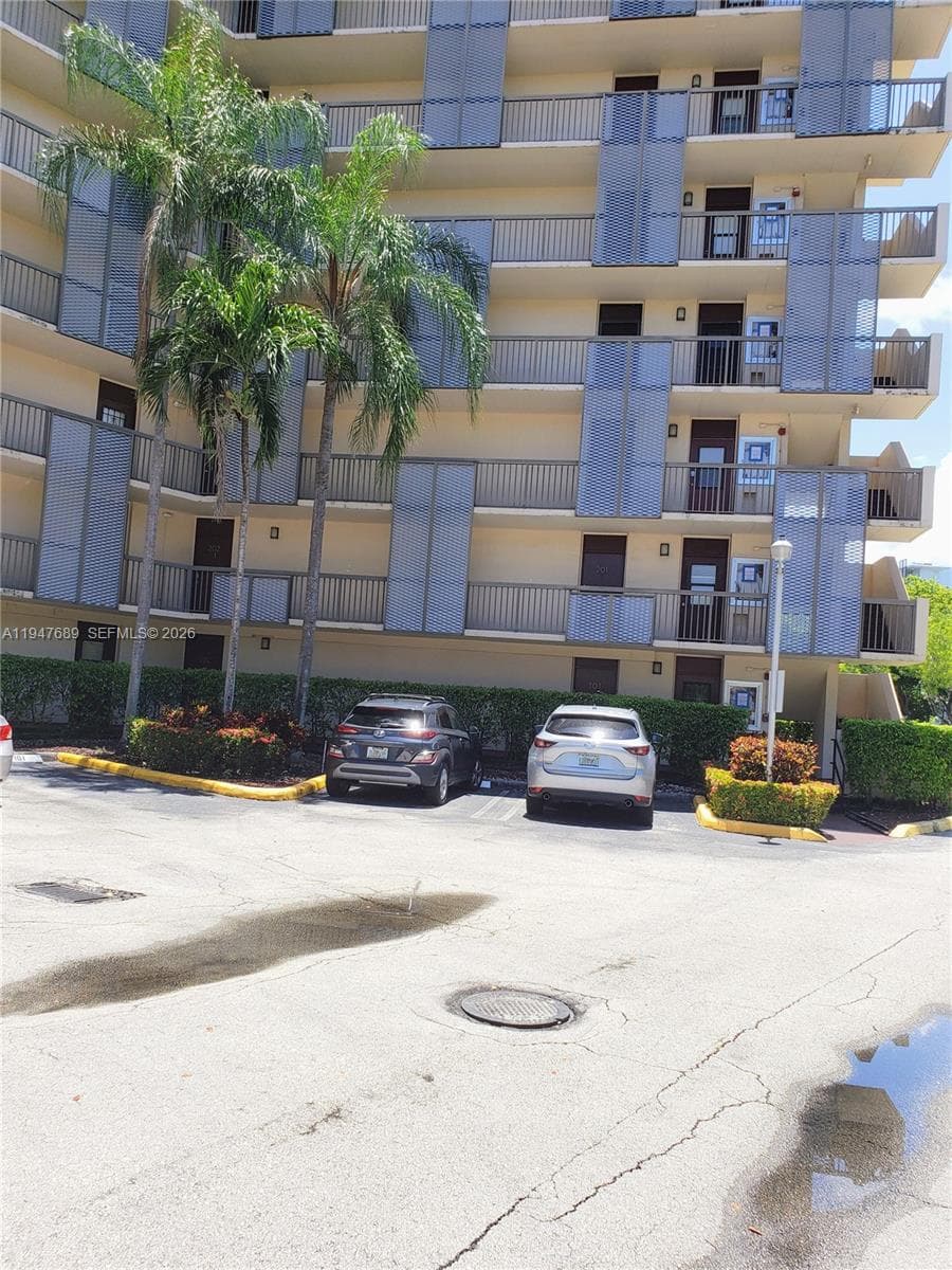 Bravura Ii Condo, Aventura, FL — 26