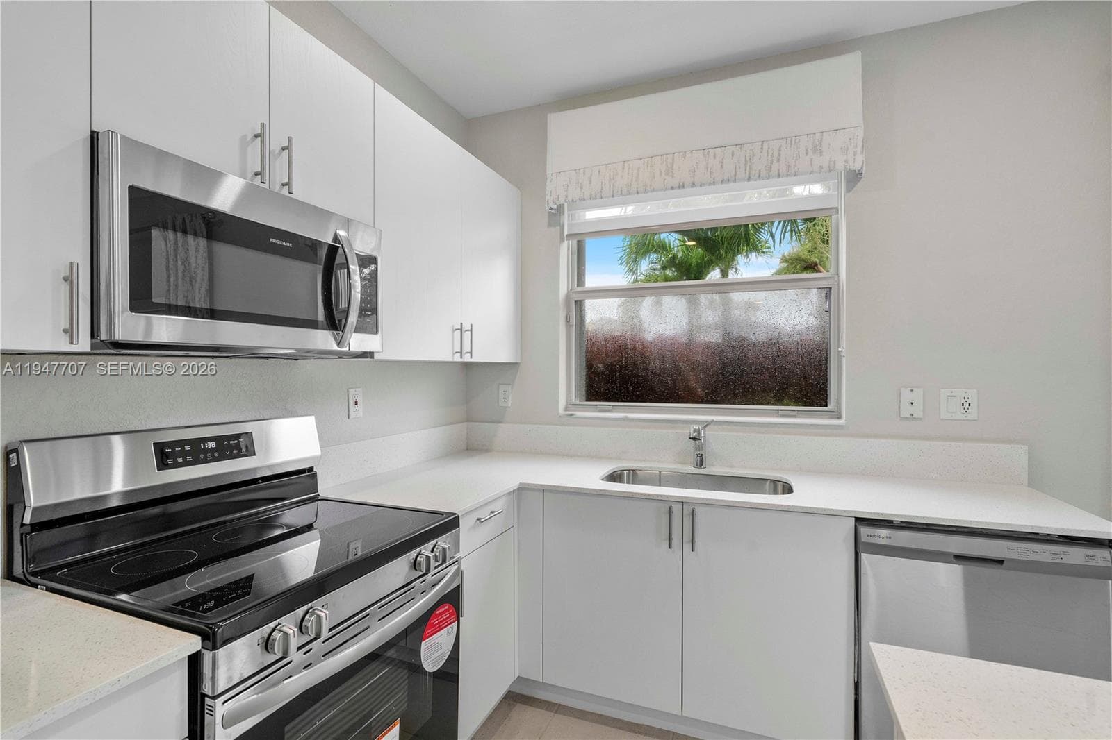 2751 SE 15th St, Homestead FL 33035 — 13