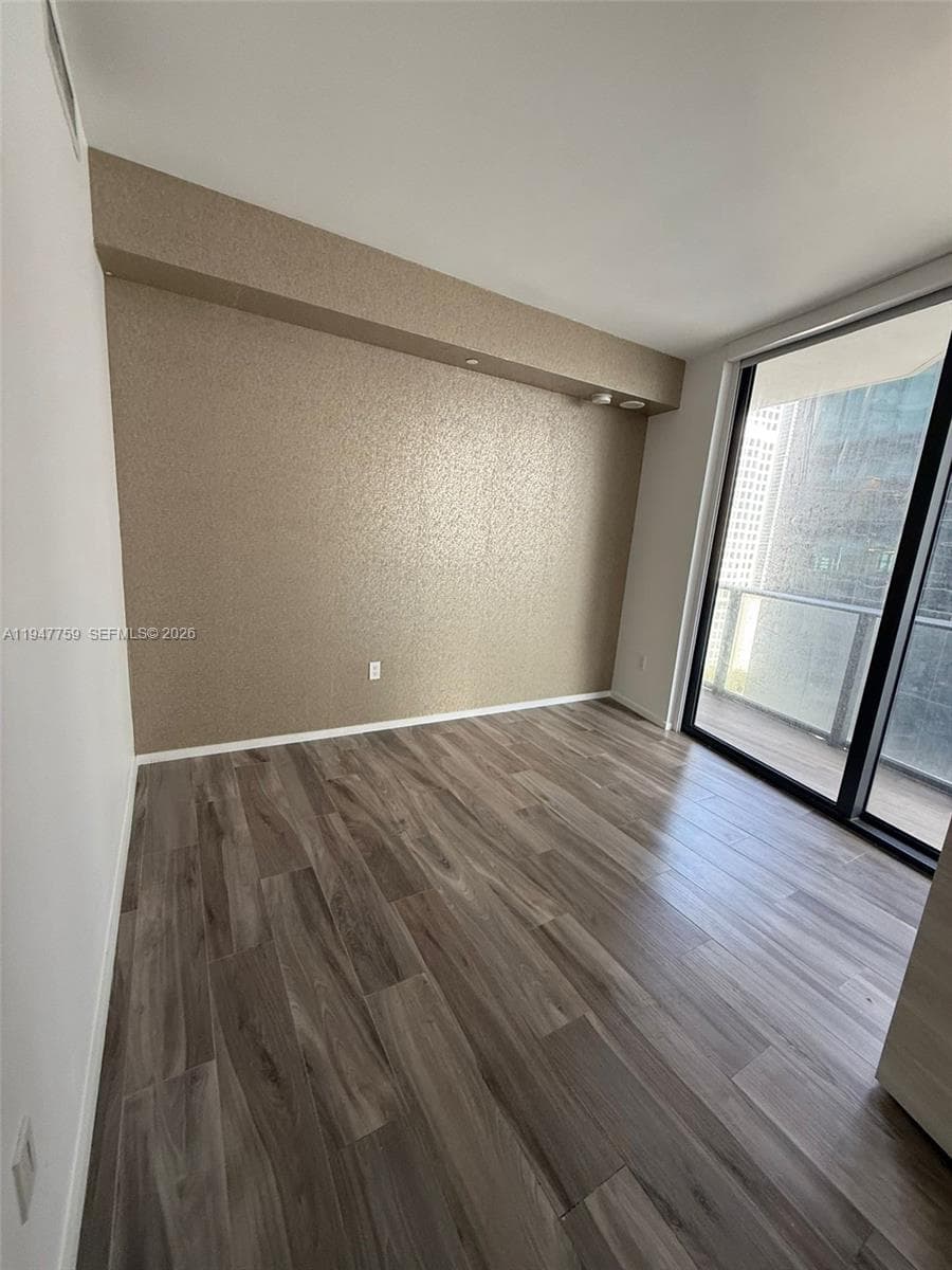 801 S Miami Ave # 1804, Miami FL 33130 — 11