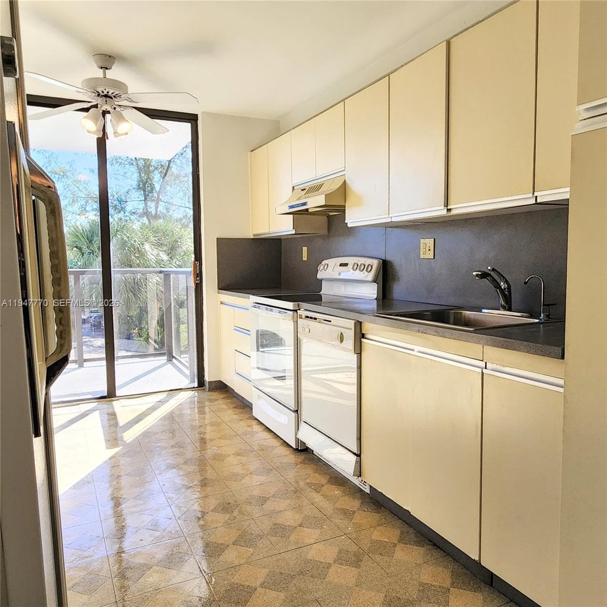 18151 NE 31st Ct # 301, Aventura FL 33160 — 4