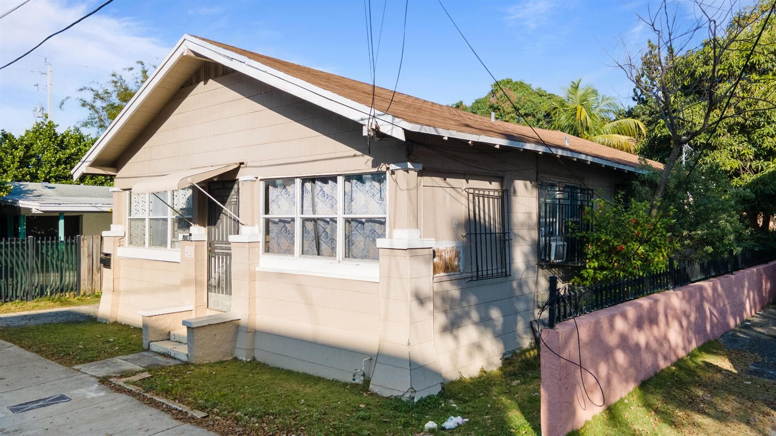8111 NE 1st Avenue, Miami FL 33138 — 2