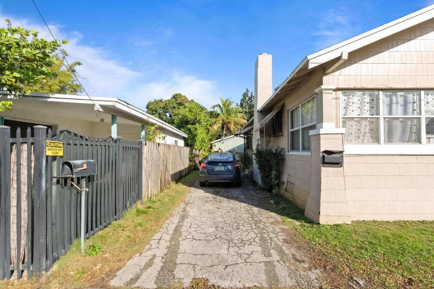 8111 NE 1st Avenue, Miami FL 33138 — 13