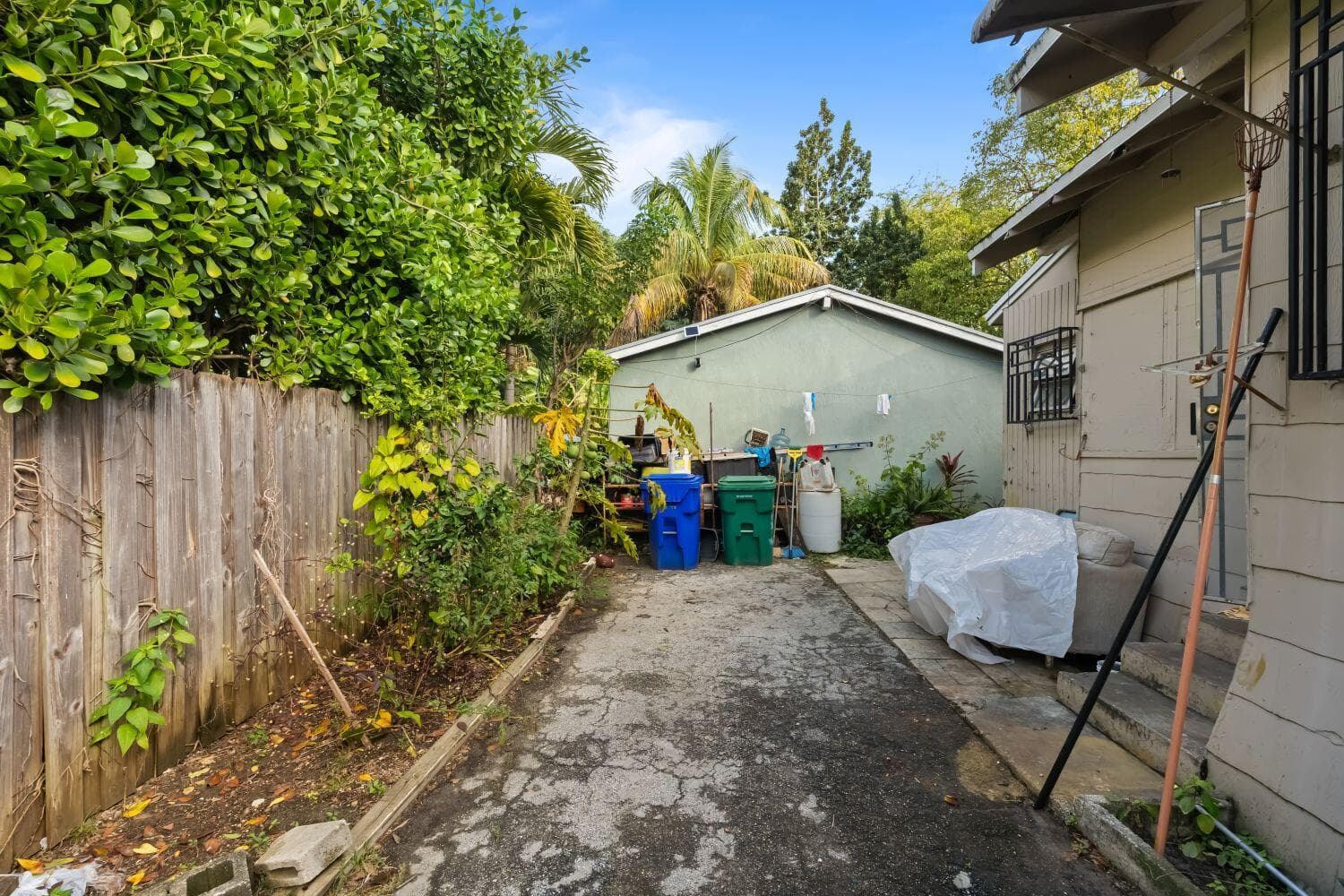 8111 NE 1st Avenue, Miami FL 33138 — 12
