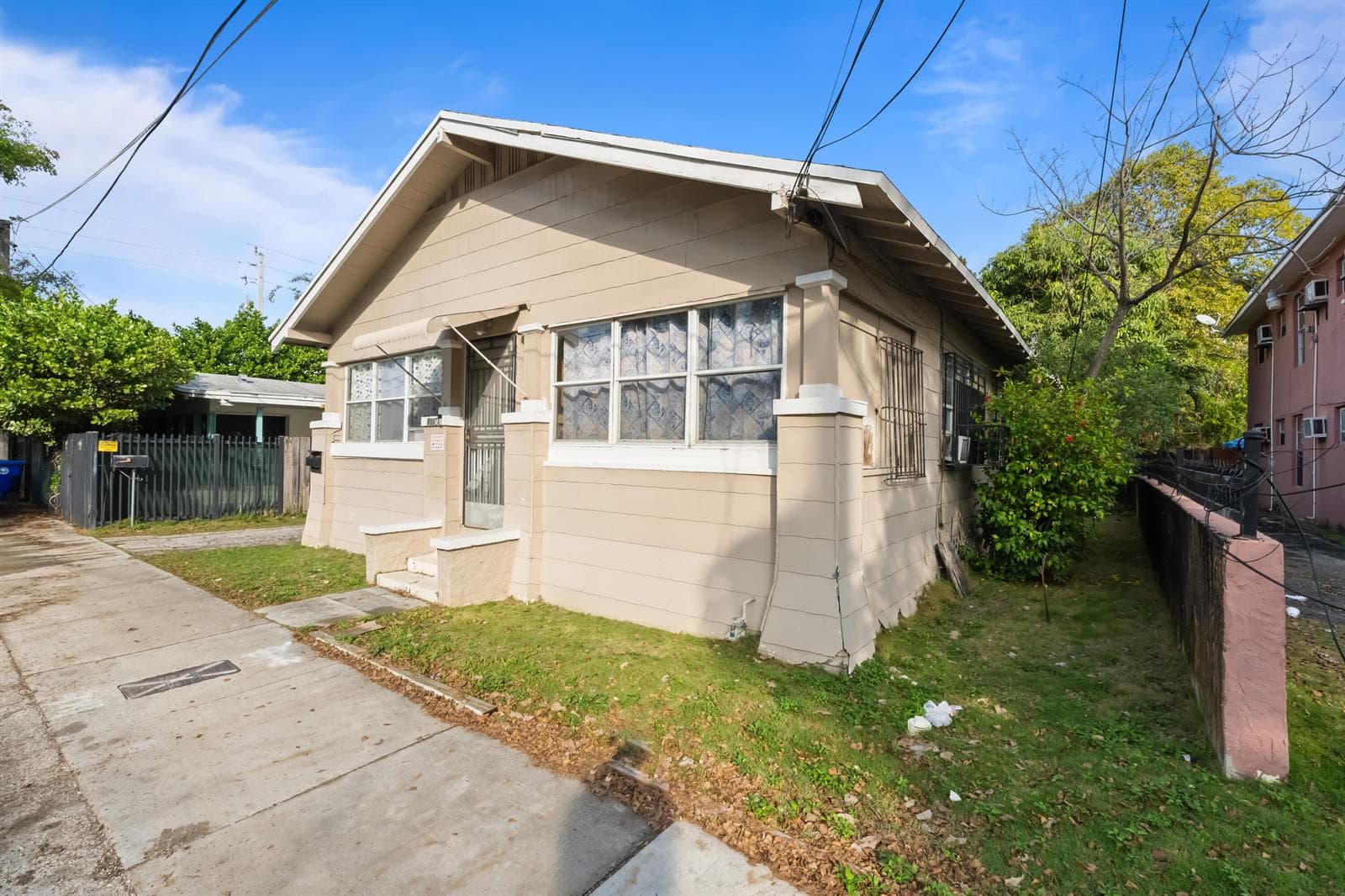 8111 NE 1st Avenue, Miami FL 33138 — 9