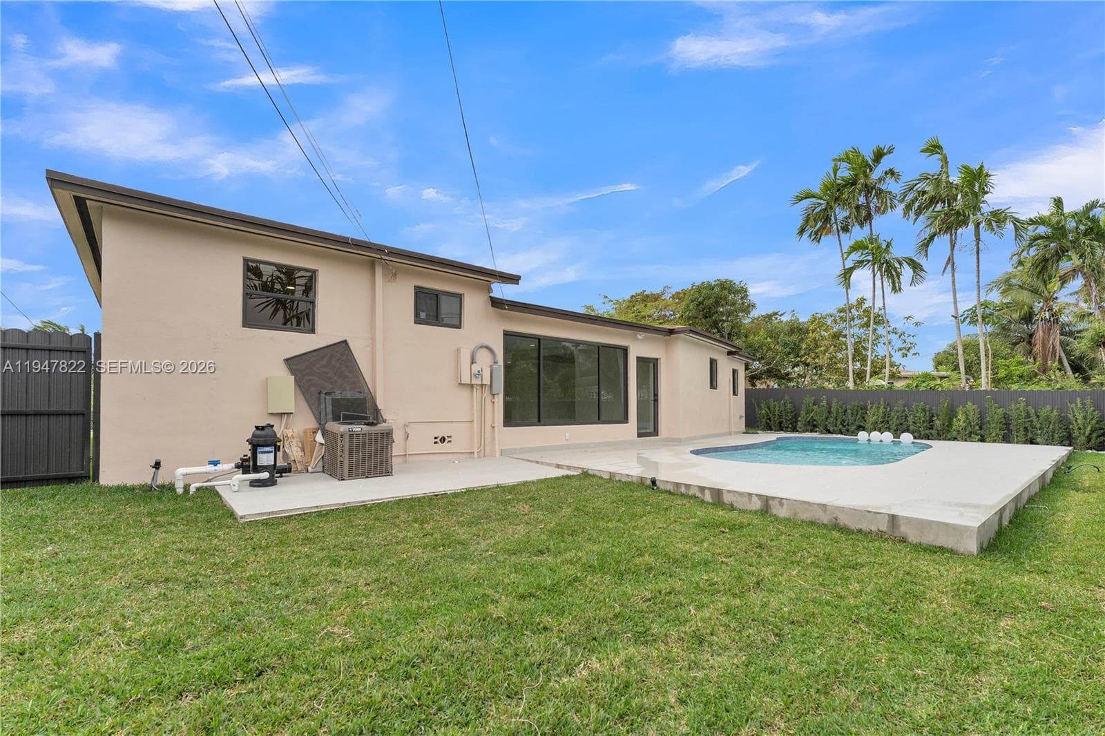 141 NE 122nd St, North Miami FL 33161 — 42