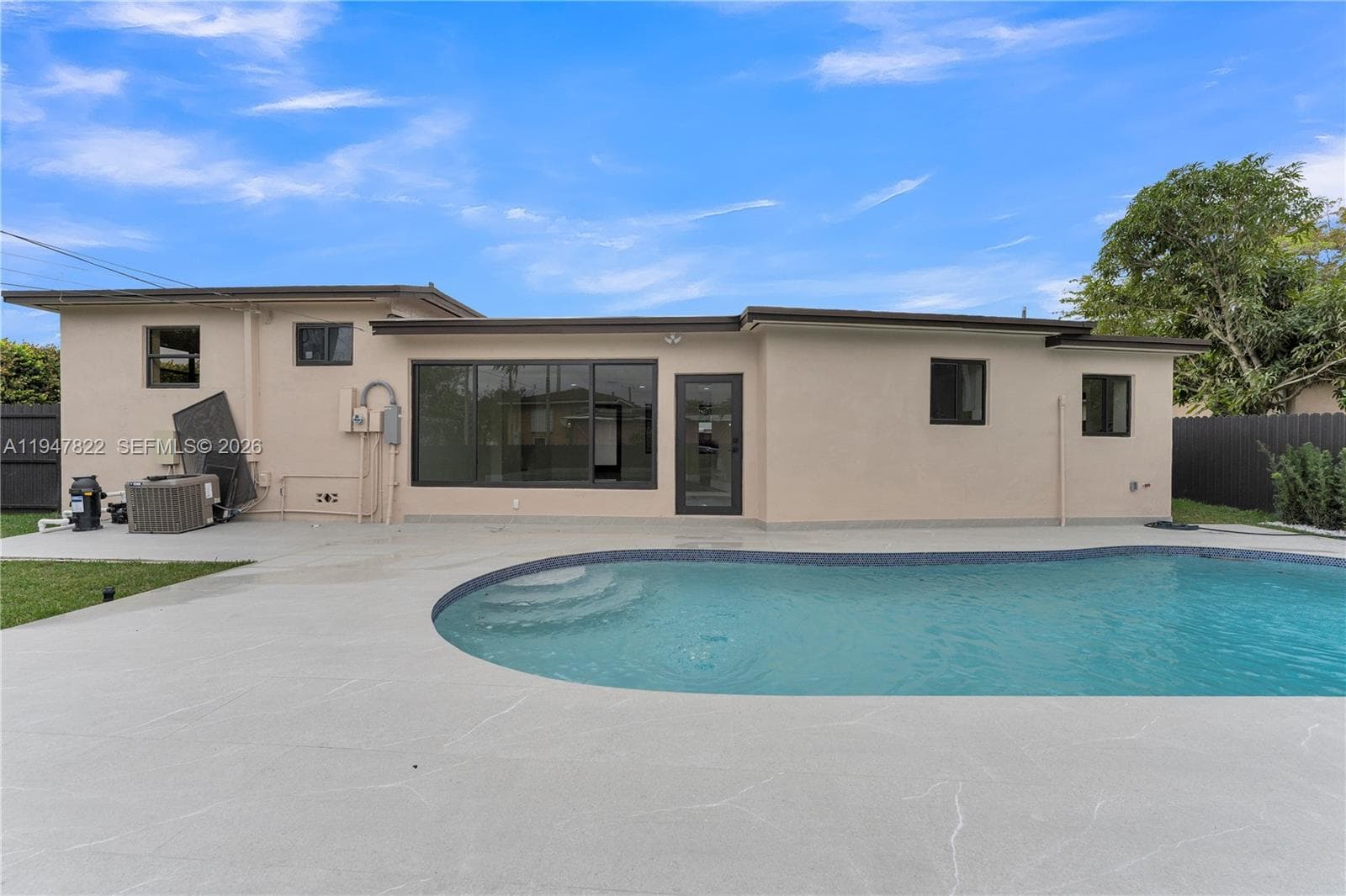 141 NE 122nd St, North Miami FL 33161 — 43