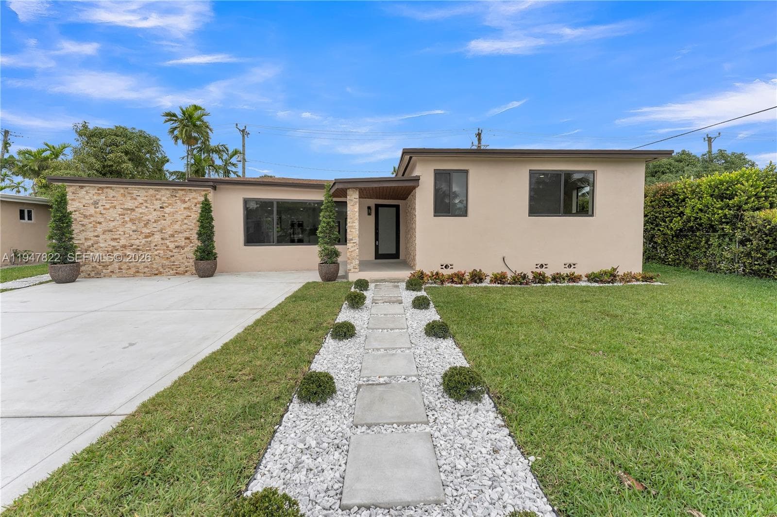 141 NE 122nd St, North Miami FL 33161 — 5
