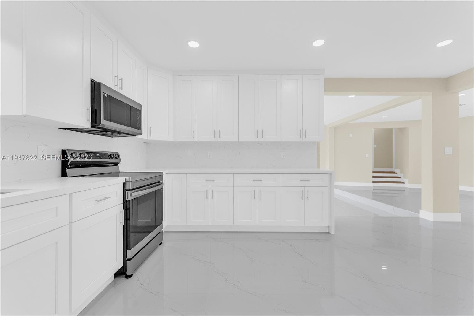 141 NE 122nd St, North Miami FL 33161 — 14