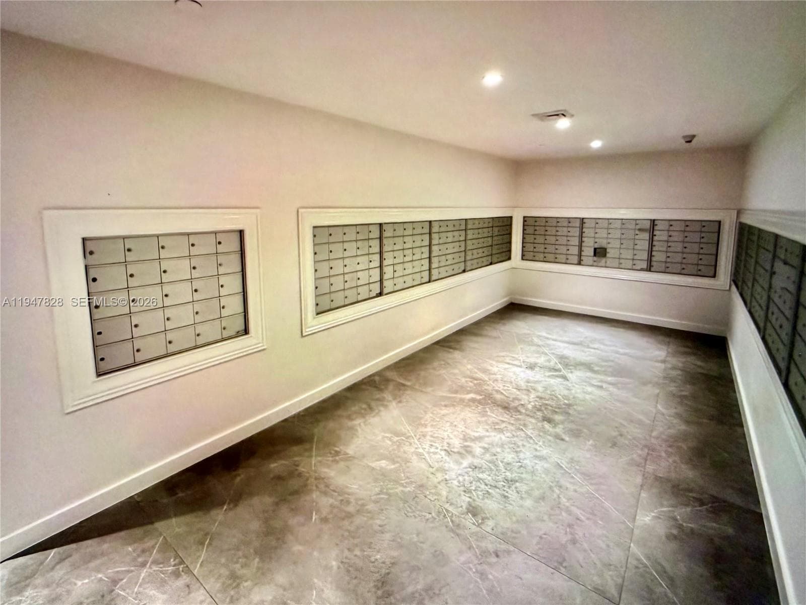 350 S Miami Ave # 2912, Miami FL 33130 — 9