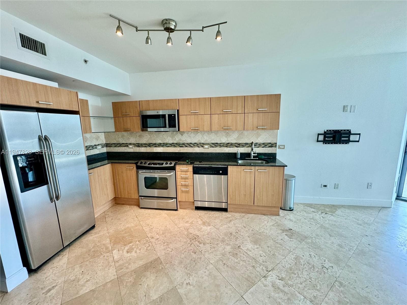 350 S Miami Ave # 2912, Miami FL 33130 — 4