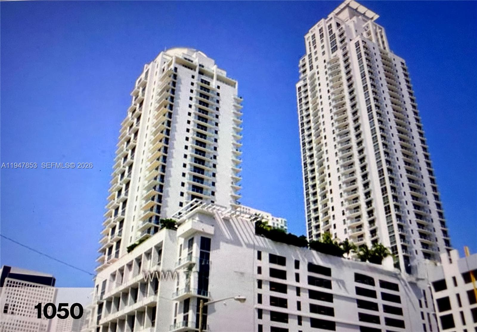 1050 Brickell Ave # 1816, Miami FL 33131 — 1