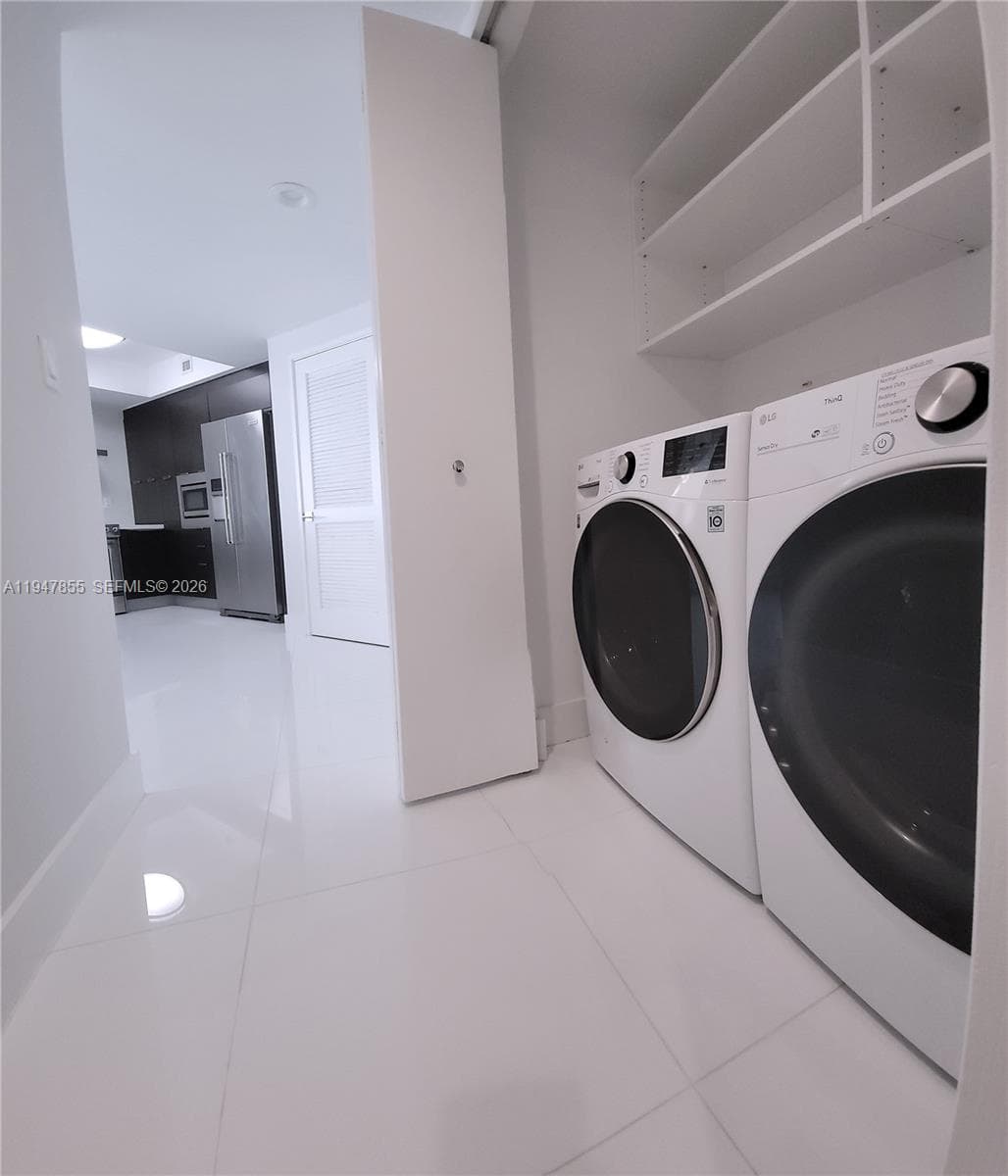 St Tropez On The Bay Iii, Sunny Isles Beach, FL — 20