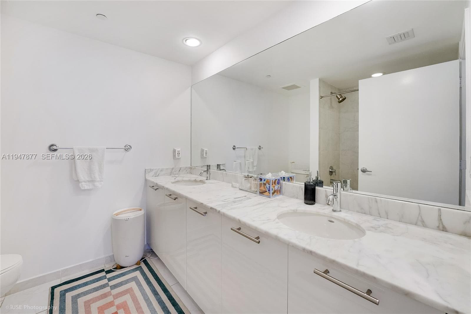 951 Brickell Ave # 1110, Miami FL 33131 — 19