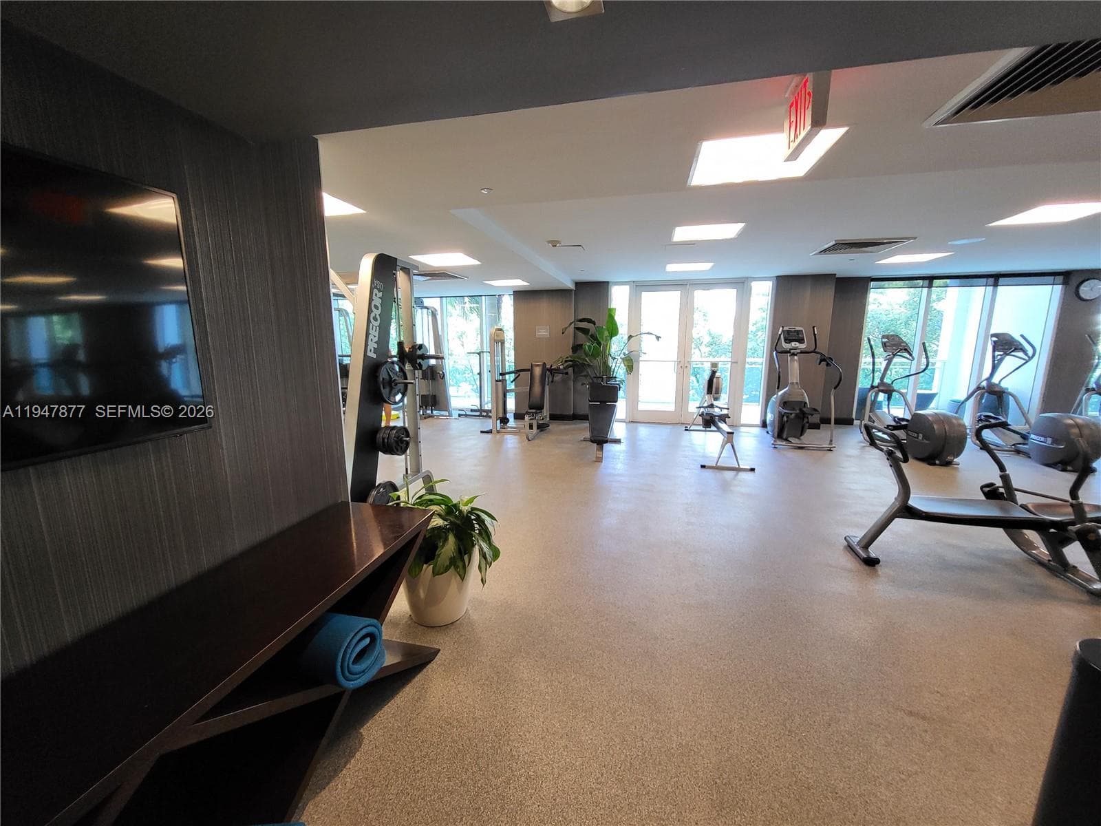 951 Brickell Ave # 1110, Miami FL 33131 — 39