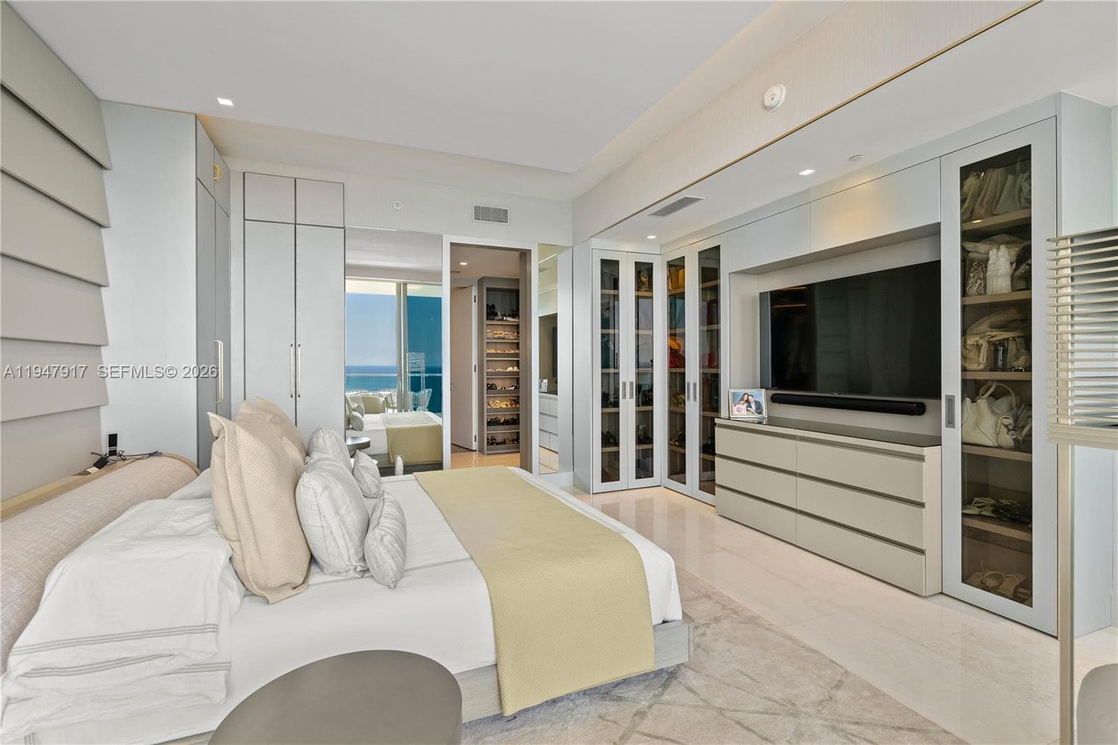 18975 Collins Ave # 3603, Sunny Isles Beach FL 33160 — 17