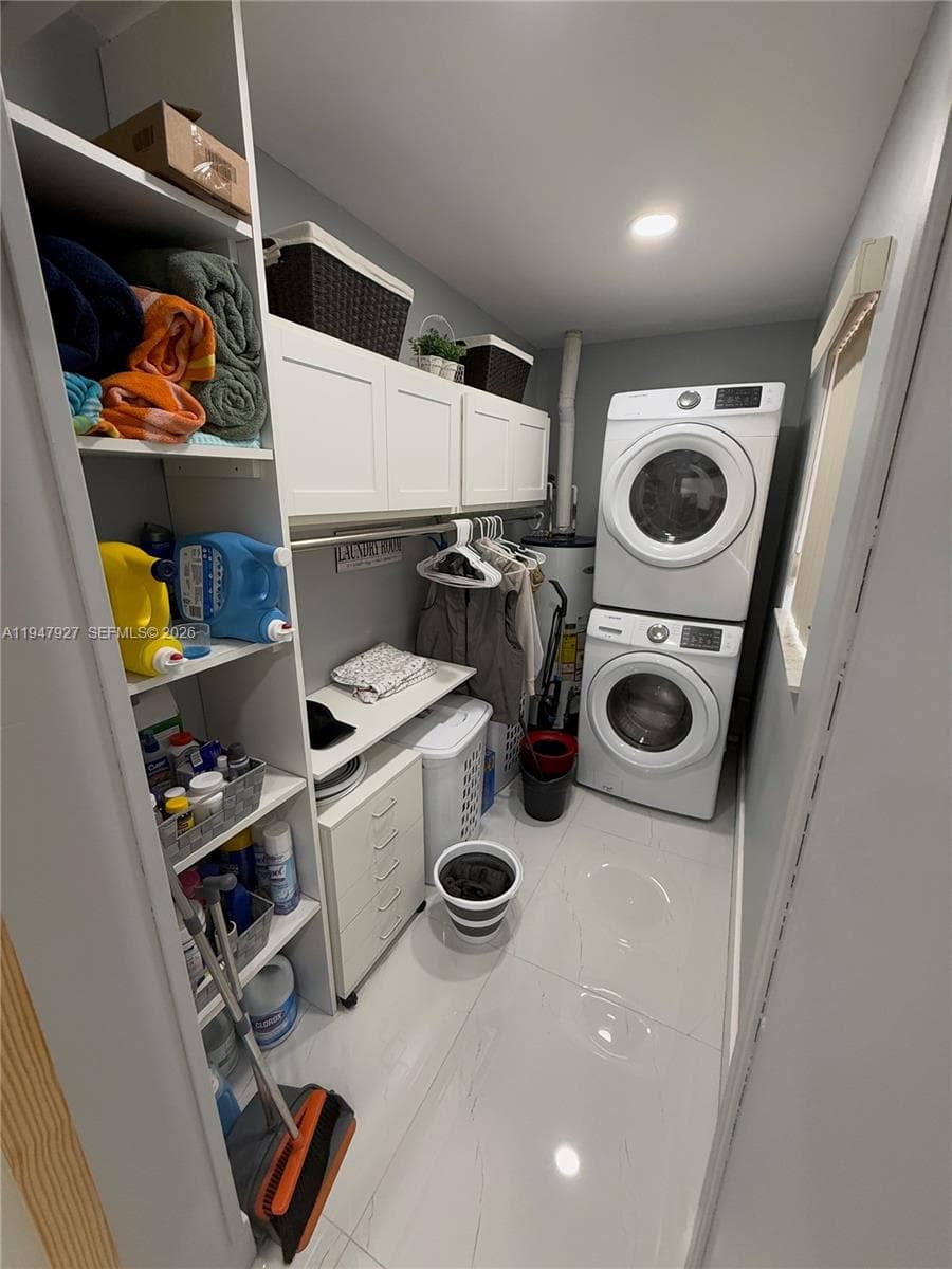 380 W 41st St, Hialeah FL 33012 — 27