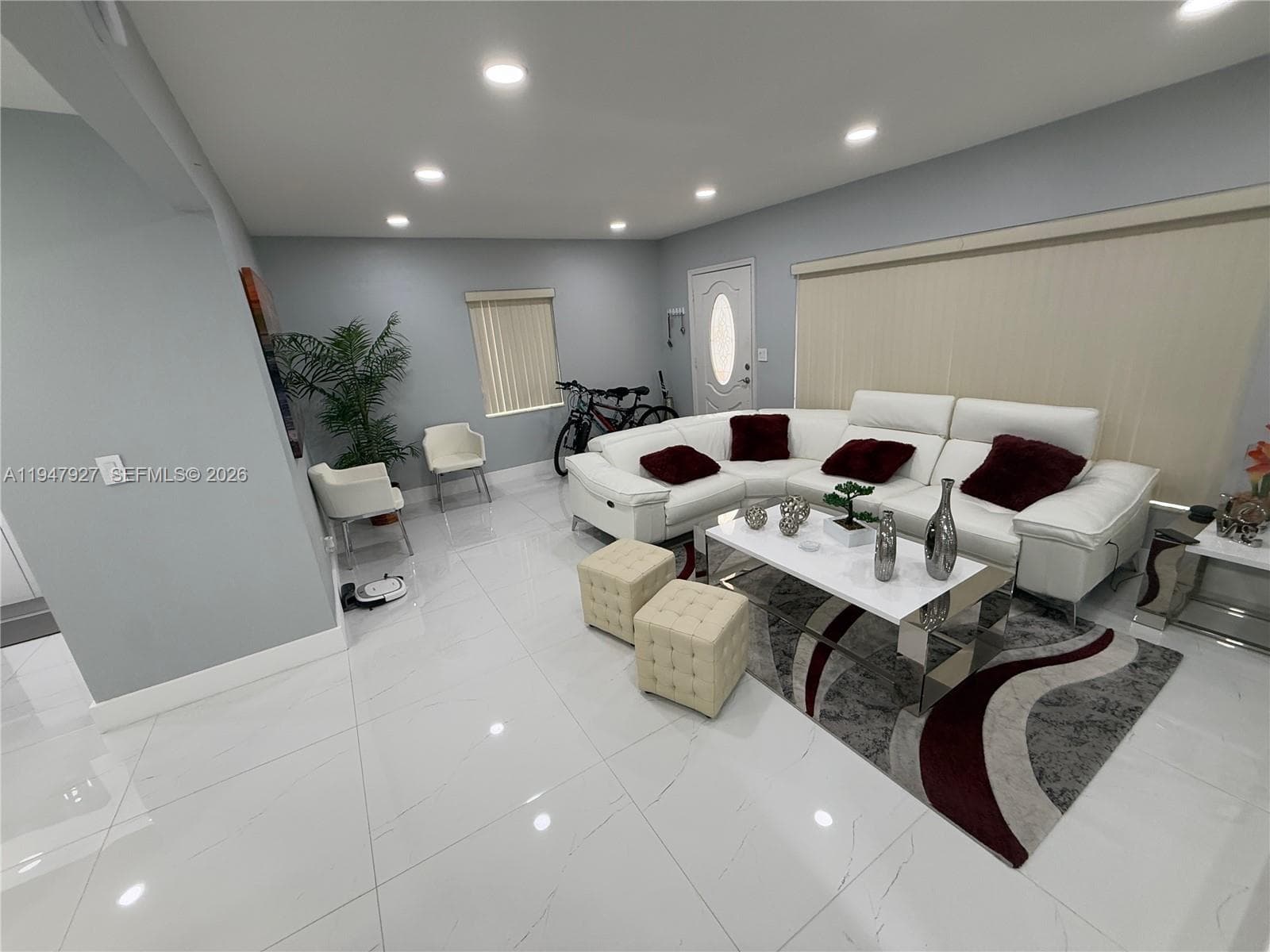 380 W 41st St, Hialeah FL 33012 — 20