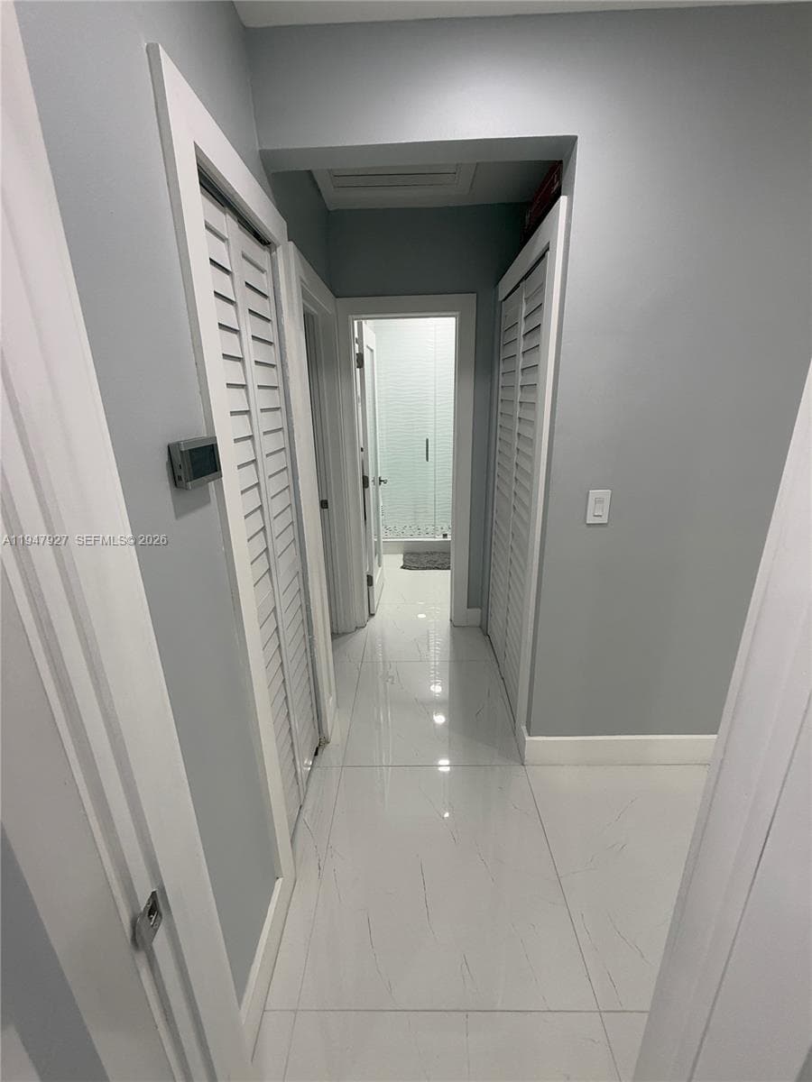 380 W 41st St, Hialeah FL 33012 — 10