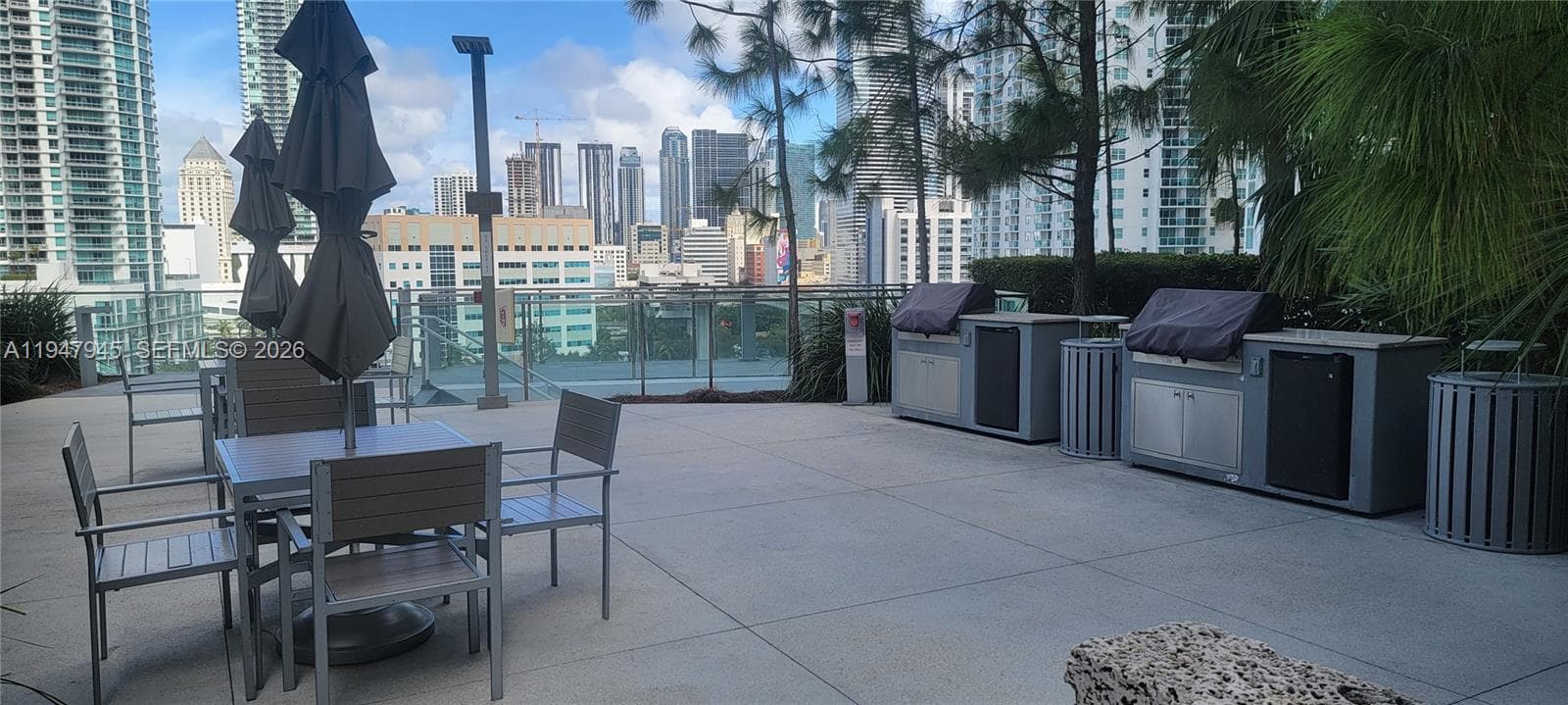 68 SE 6th St # 2110, Miami FL 33131 — 27