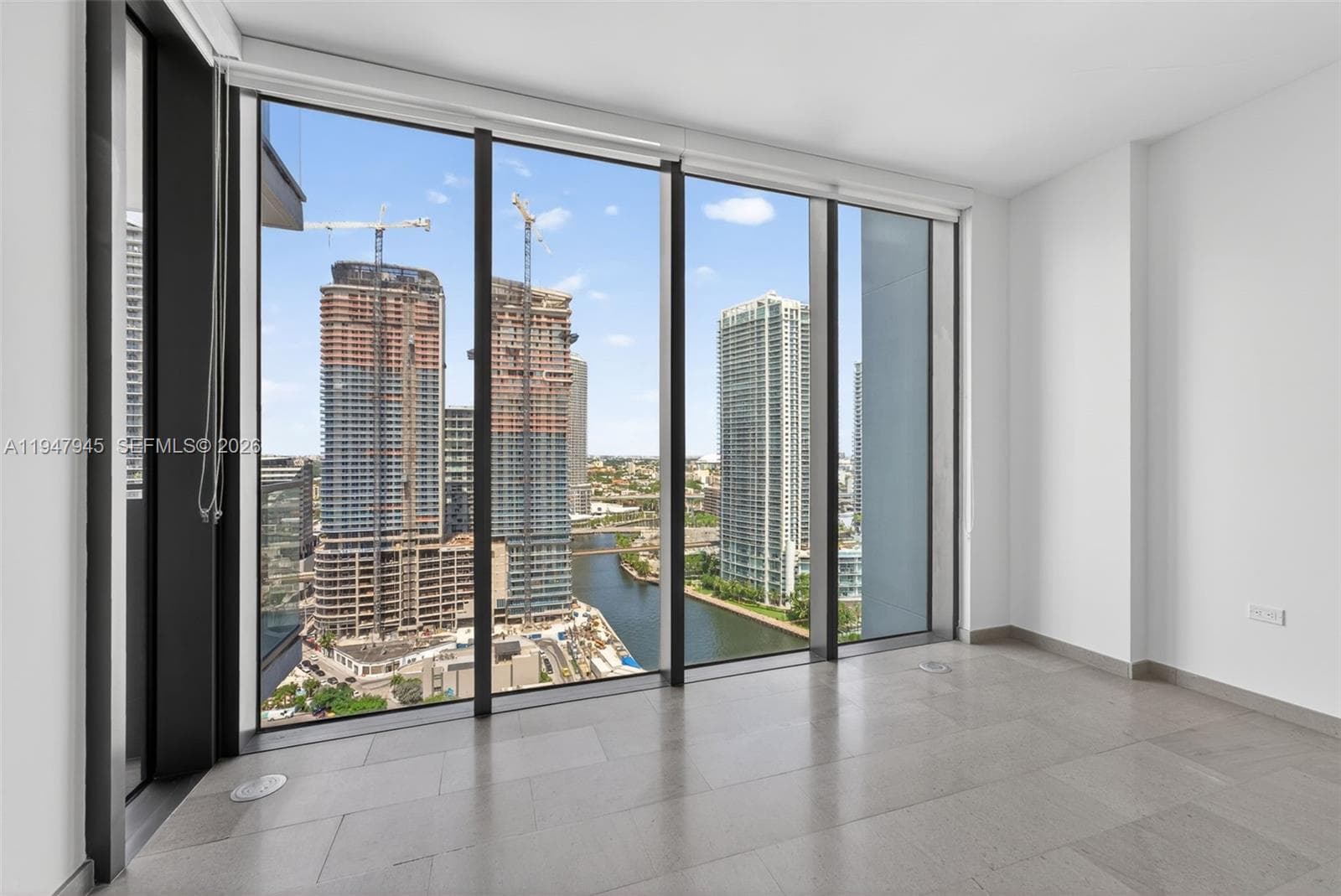 68 SE 6th St # 2110, Miami FL 33131 — 7